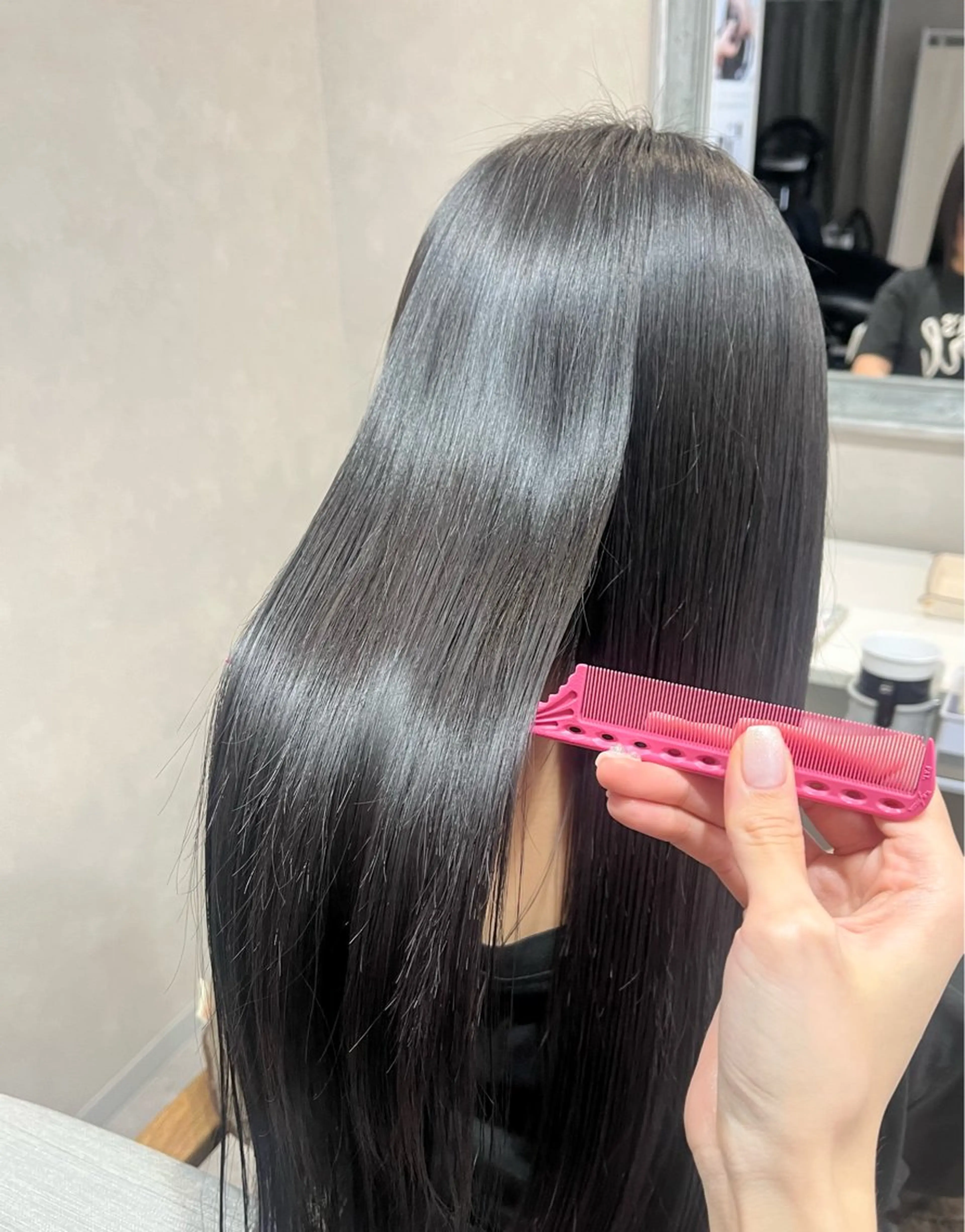 ロング 縮毛矯正 森 愛友のヘアスタイル