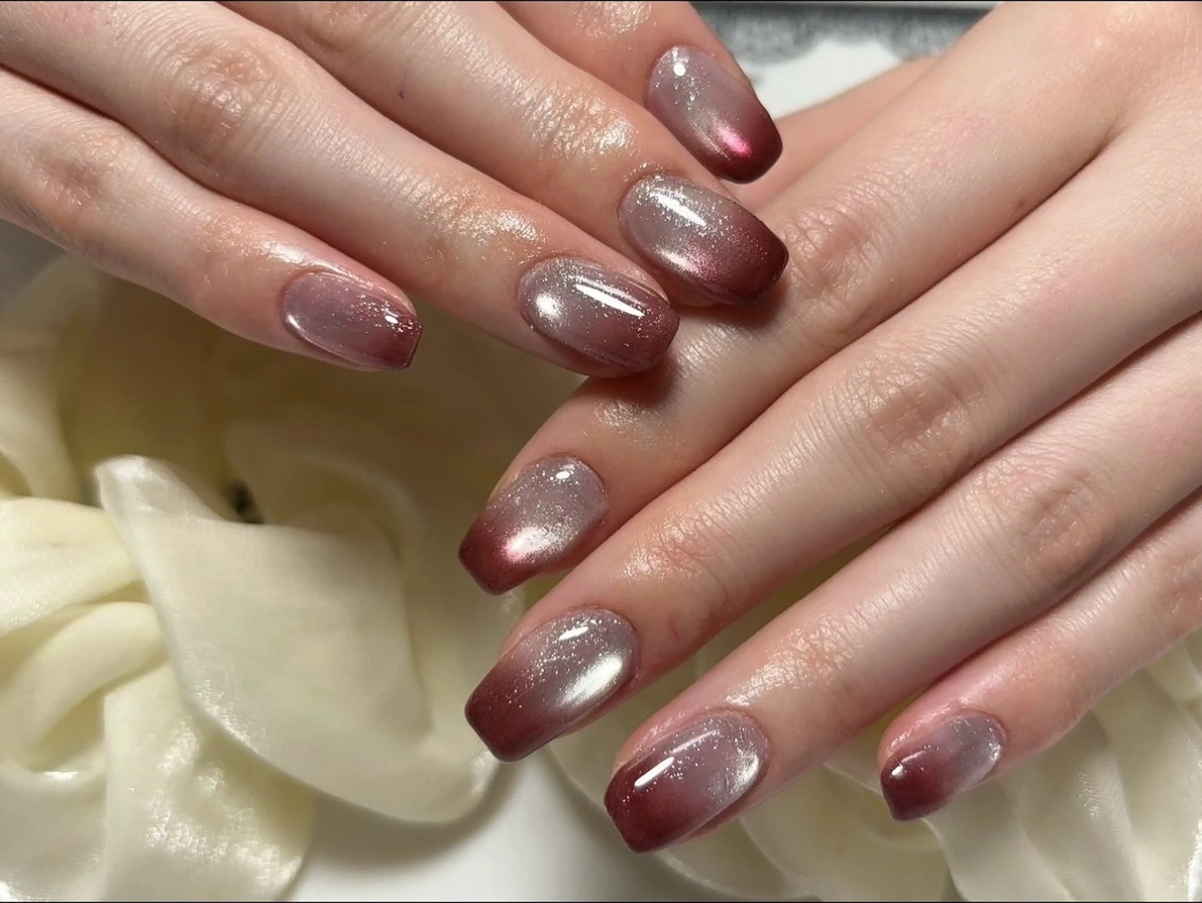 ネイル アートネイル べっ甲ネイル チークネイル 成人式 長さ出し ハンドネイル ハンドケア For you. Nail Salonのネイルデザイン