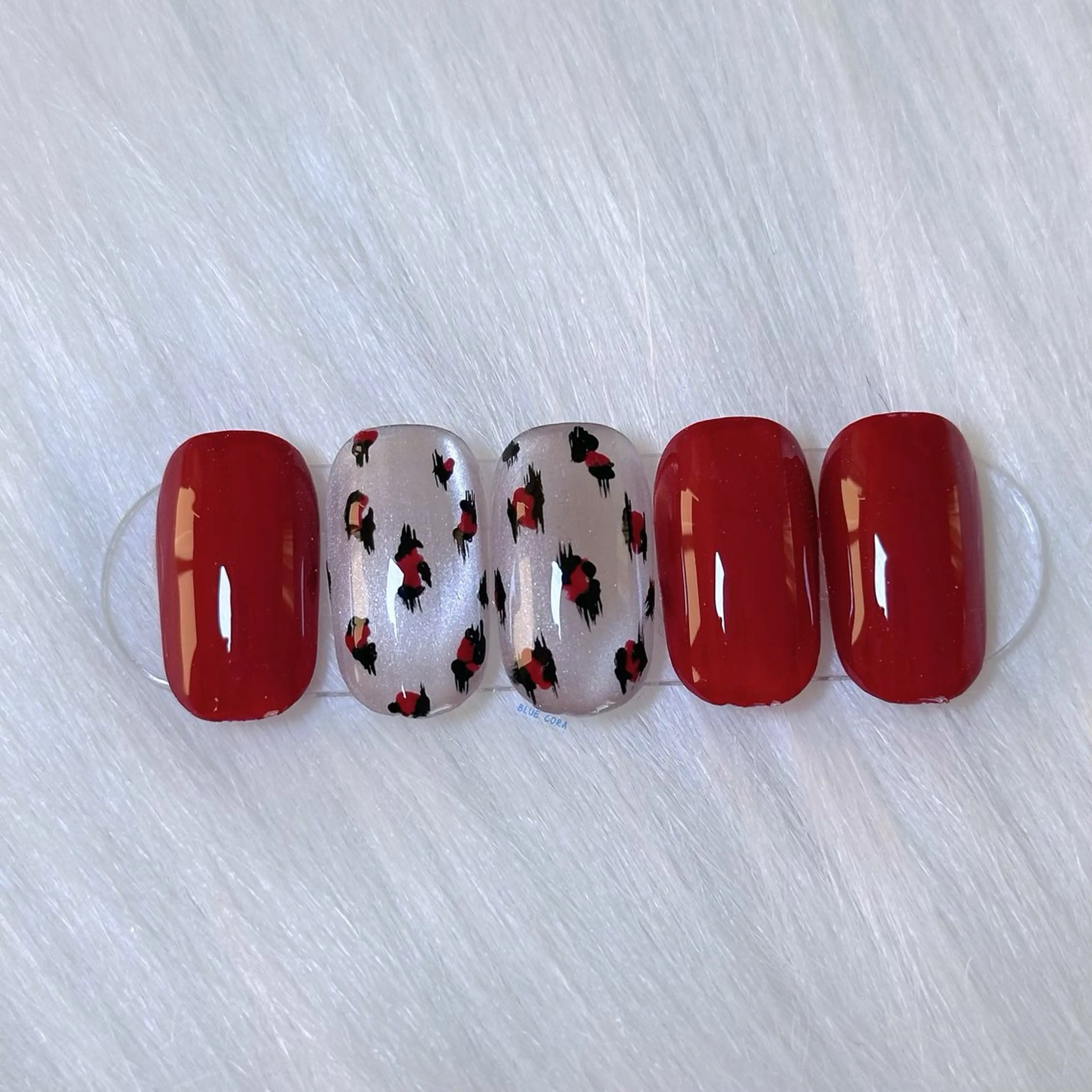 ネイル マグネットネイル マットネイル ハンドネイル ハンドケア BLUE CORAのネイルデザイン