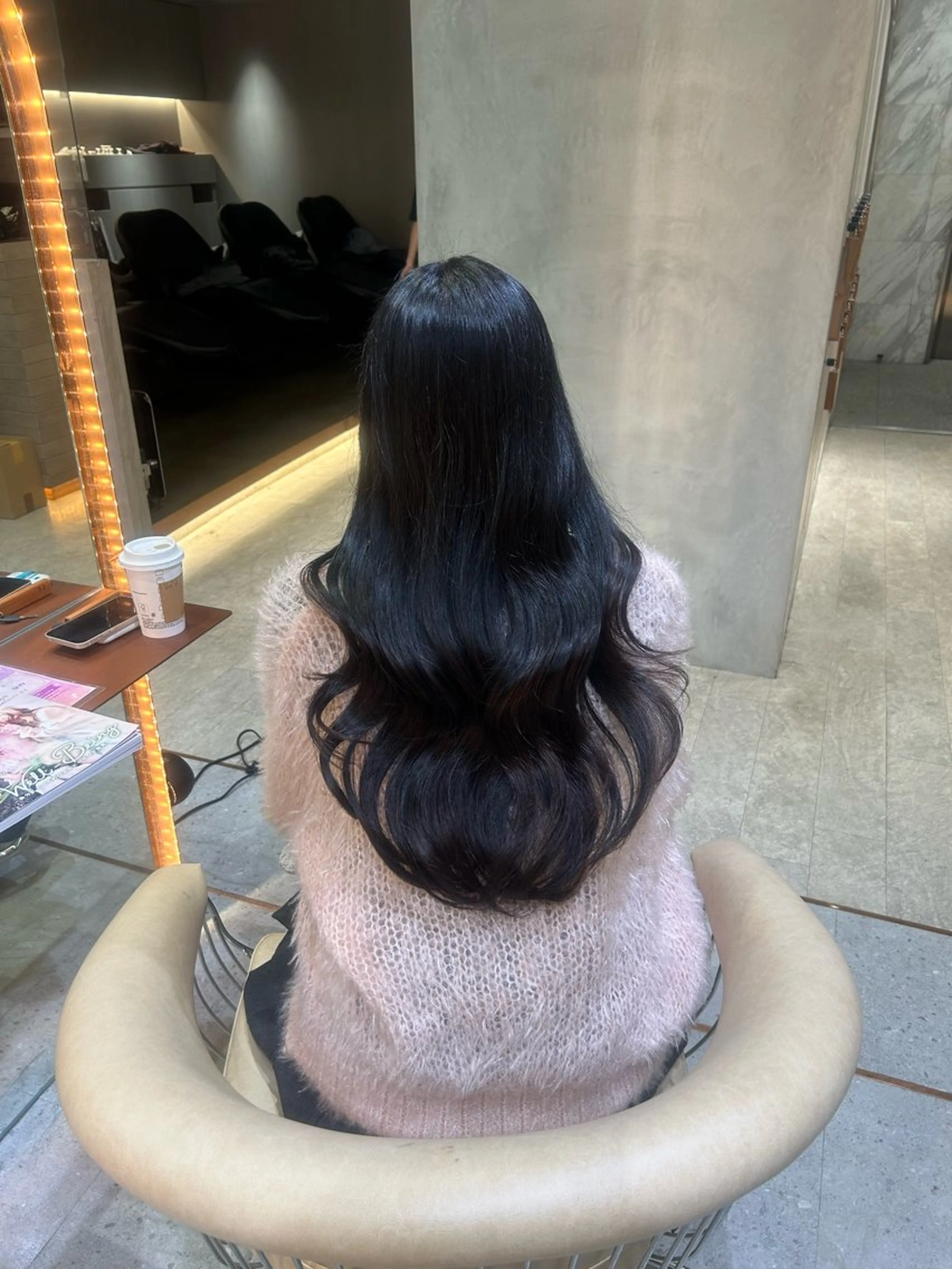 ロング カラー ヘアカラー 有薗 梨々香のヘアスタイル