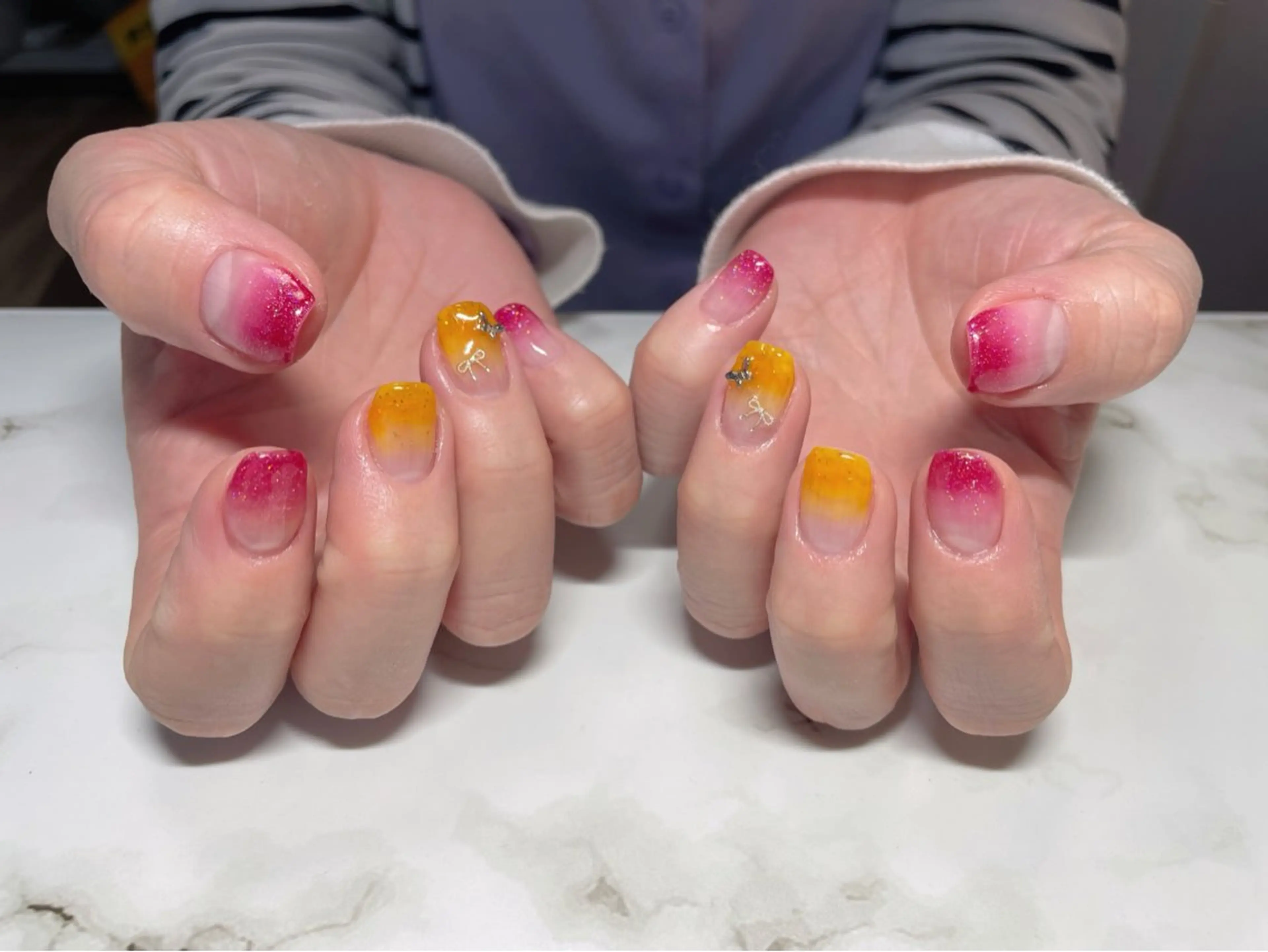 ネイル グラデーション nail salon シェリコのネイルデザイン