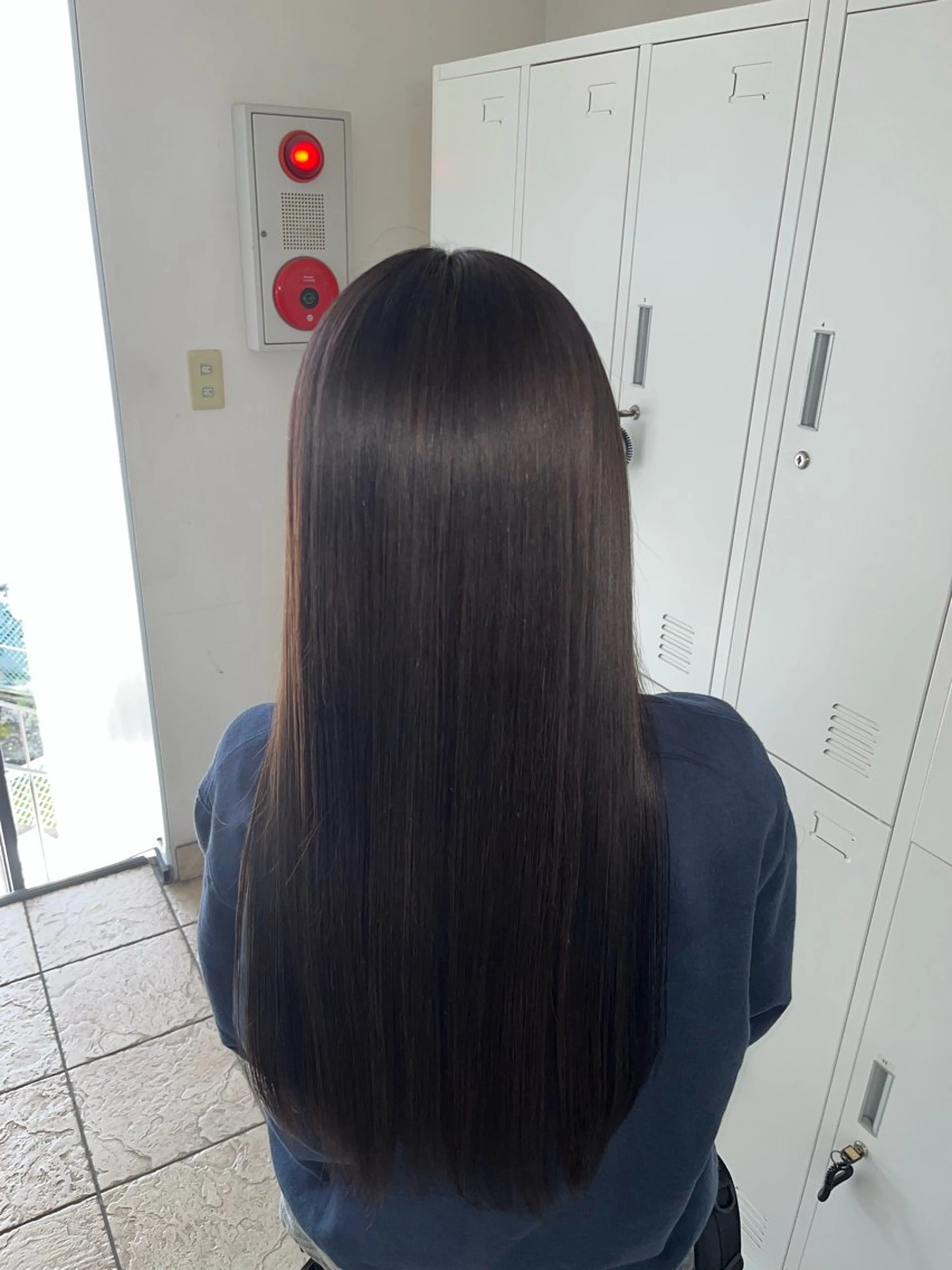 ロング TIDEHAIR RYOのヘアスタイル