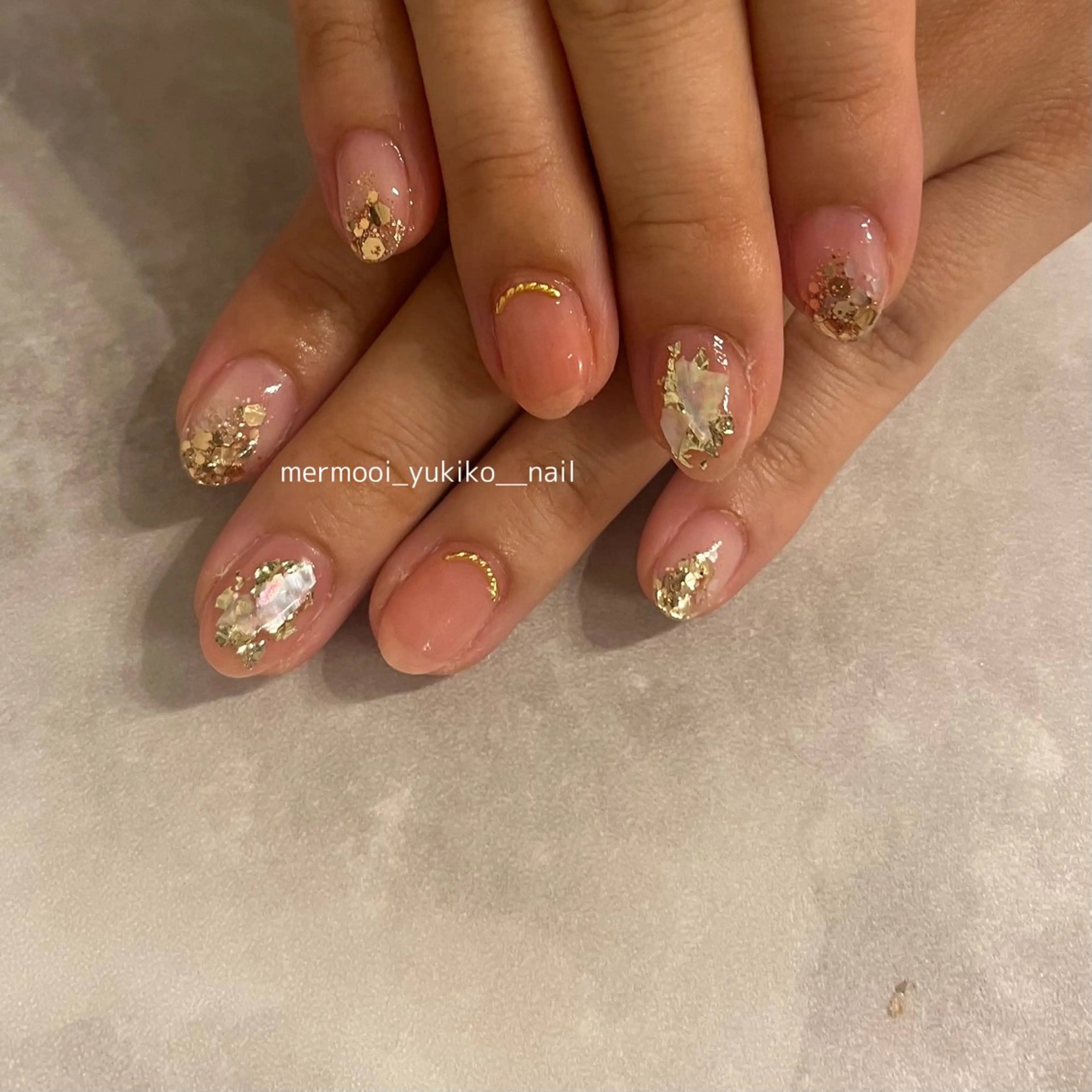 ネイル ニュアンスネイル melumooi nailのネイルデザイン