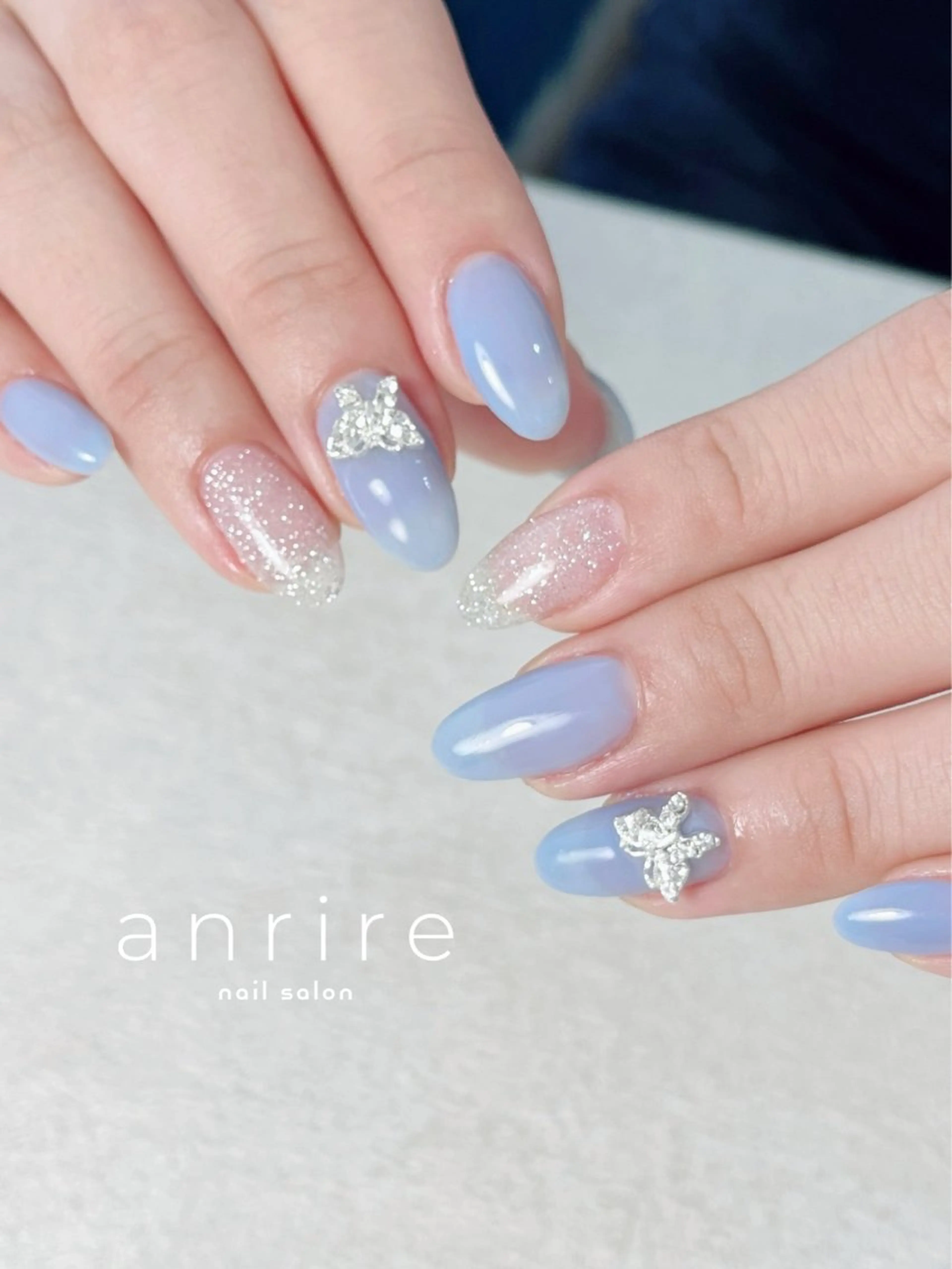 ネイル ブルー フラッシュネイル ジェルネイル キラキラネイル ワンカラーネイル ハンドネイル nailsalon anrireのネイルデザイン