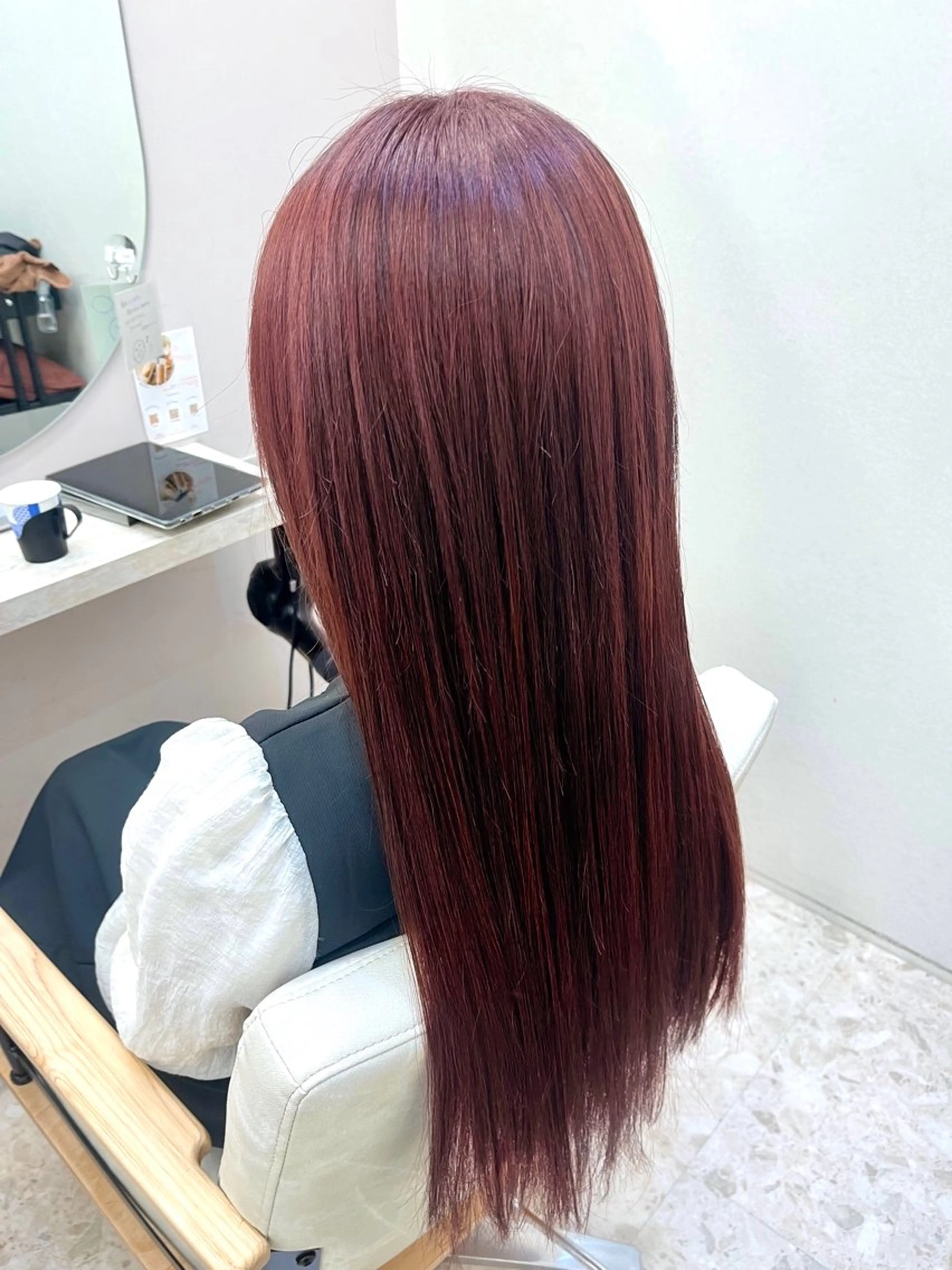 ロング 小川 愛美のヘアスタイル