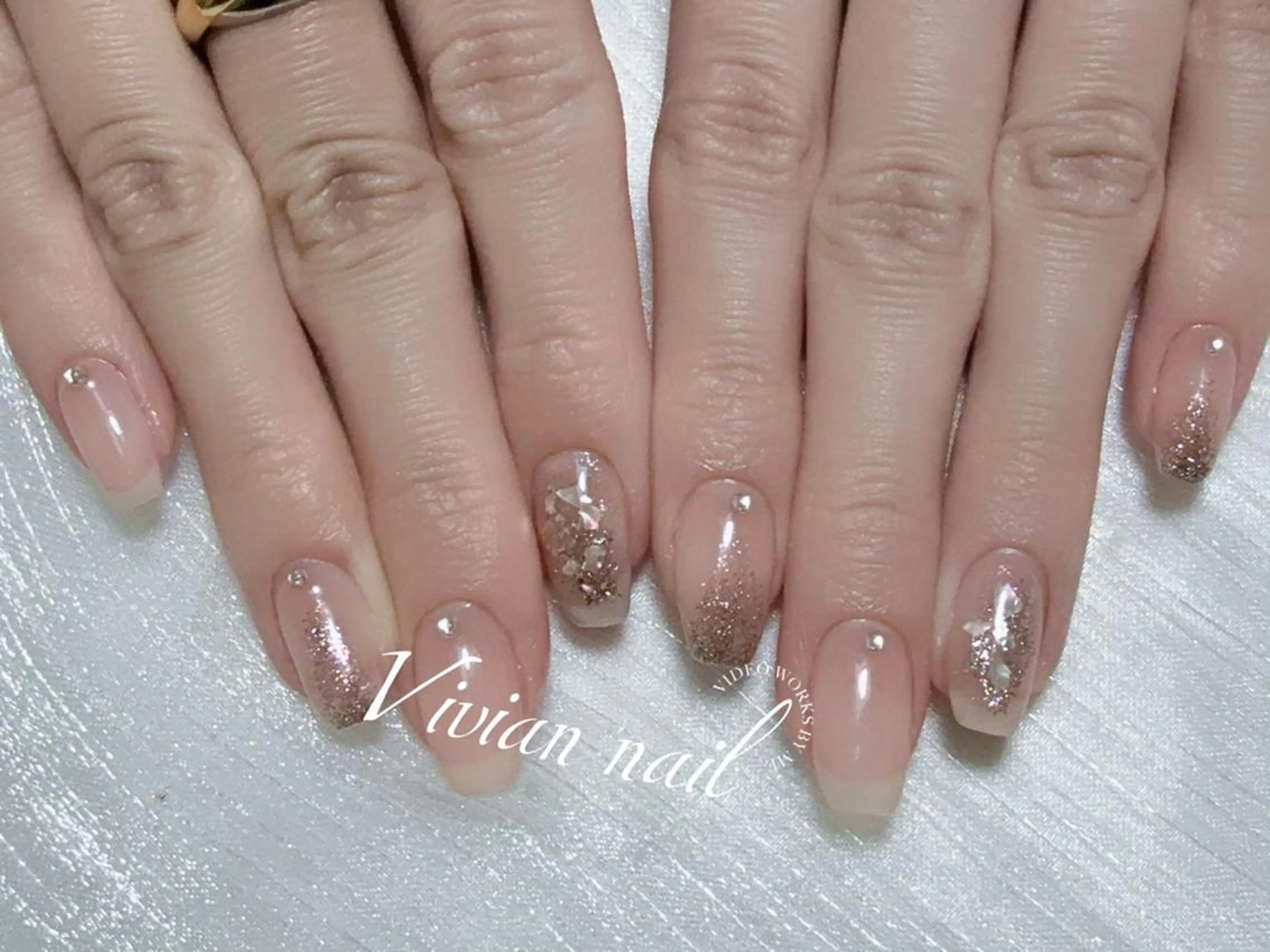 ネイル VIVIAN リサのネイルデザイン