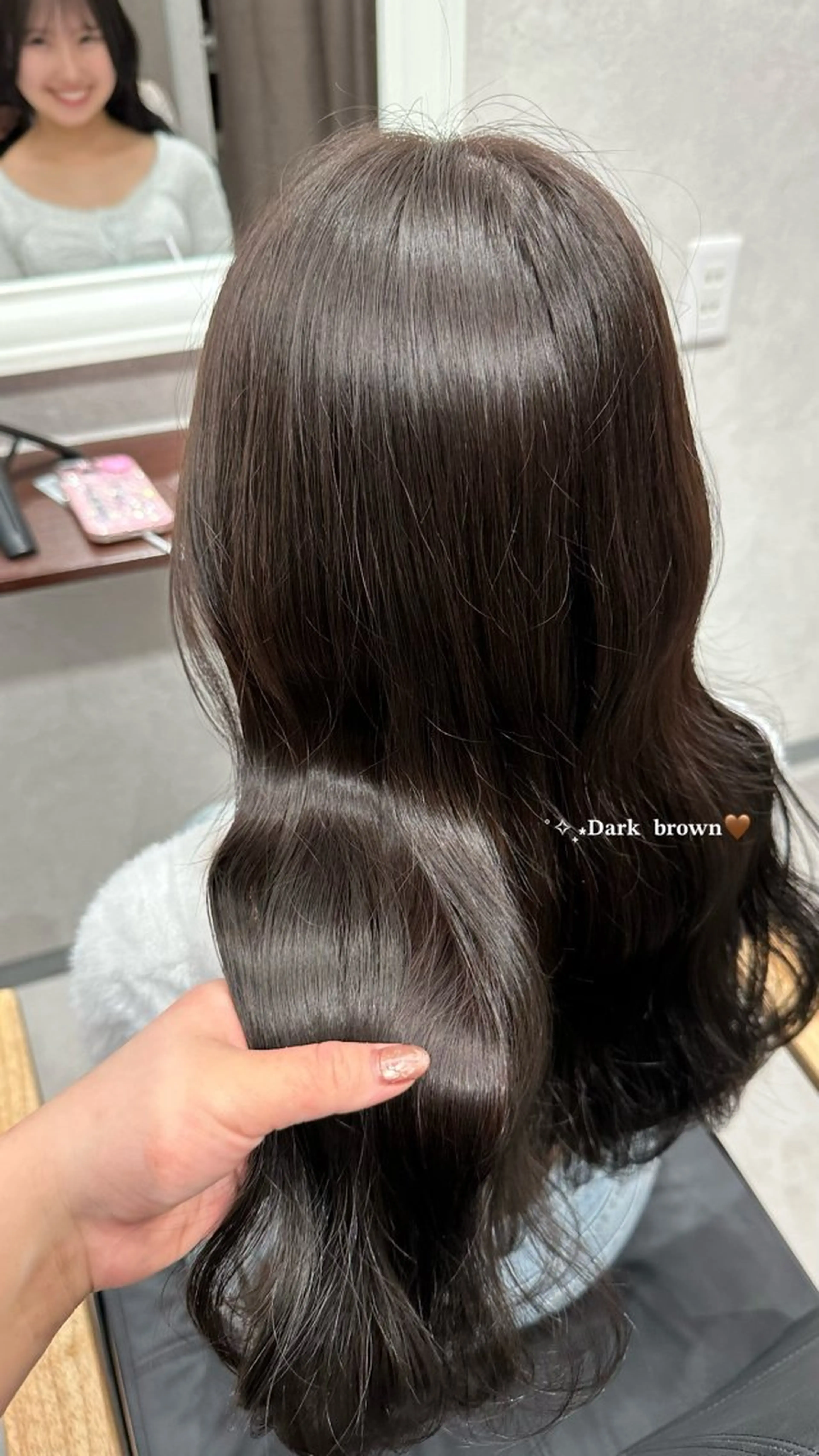 ミディアム カラー 🎀透明感カラー 𝐂𝐇𝐈𝐒𝐀のヘアスタイル