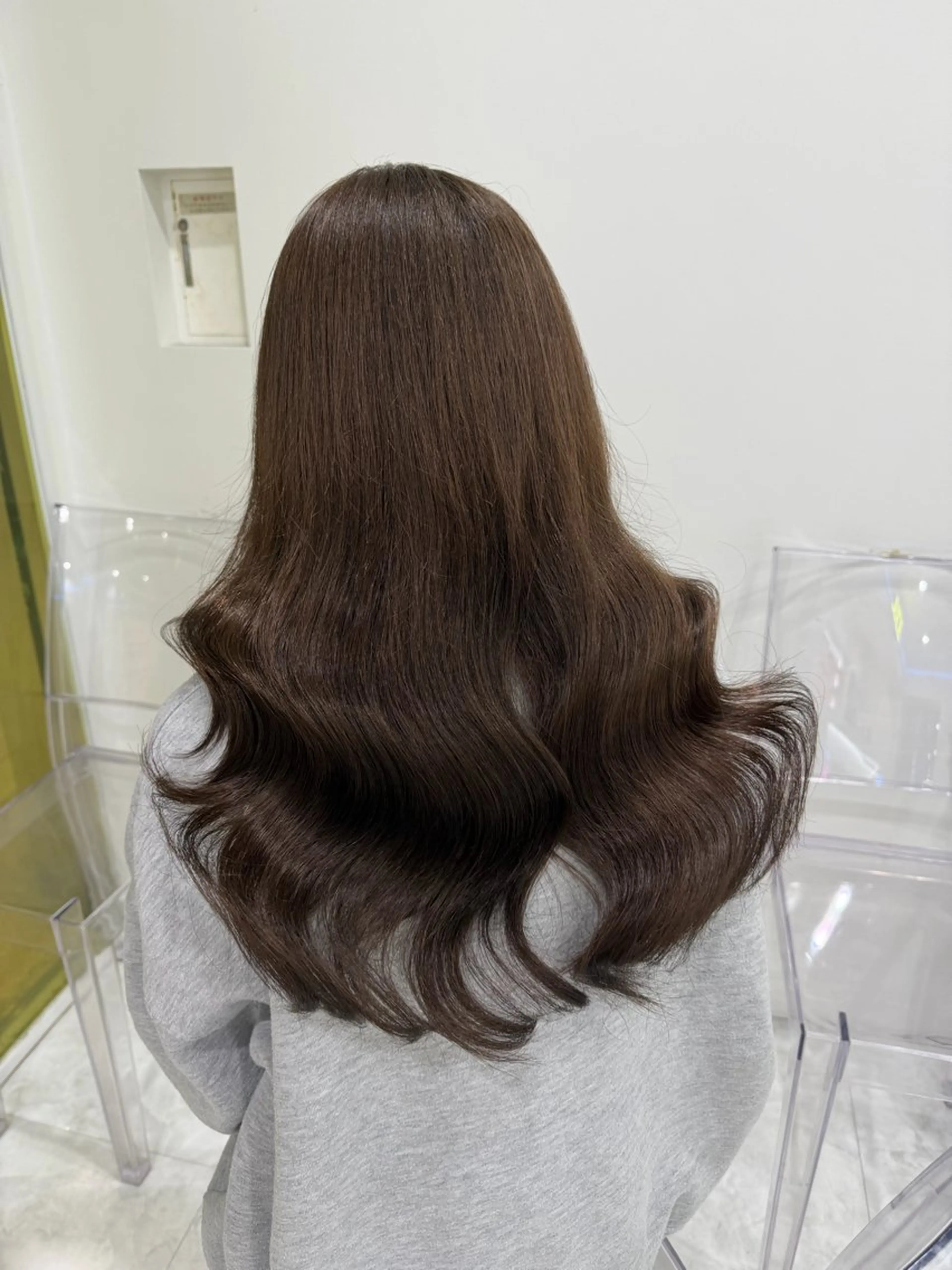 ロング カラー カット ヘアカラー トリートメント ヘッドスパ ヘアセット 韓国風艶髪🎀 暖色カラー🤍のヘアスタイル