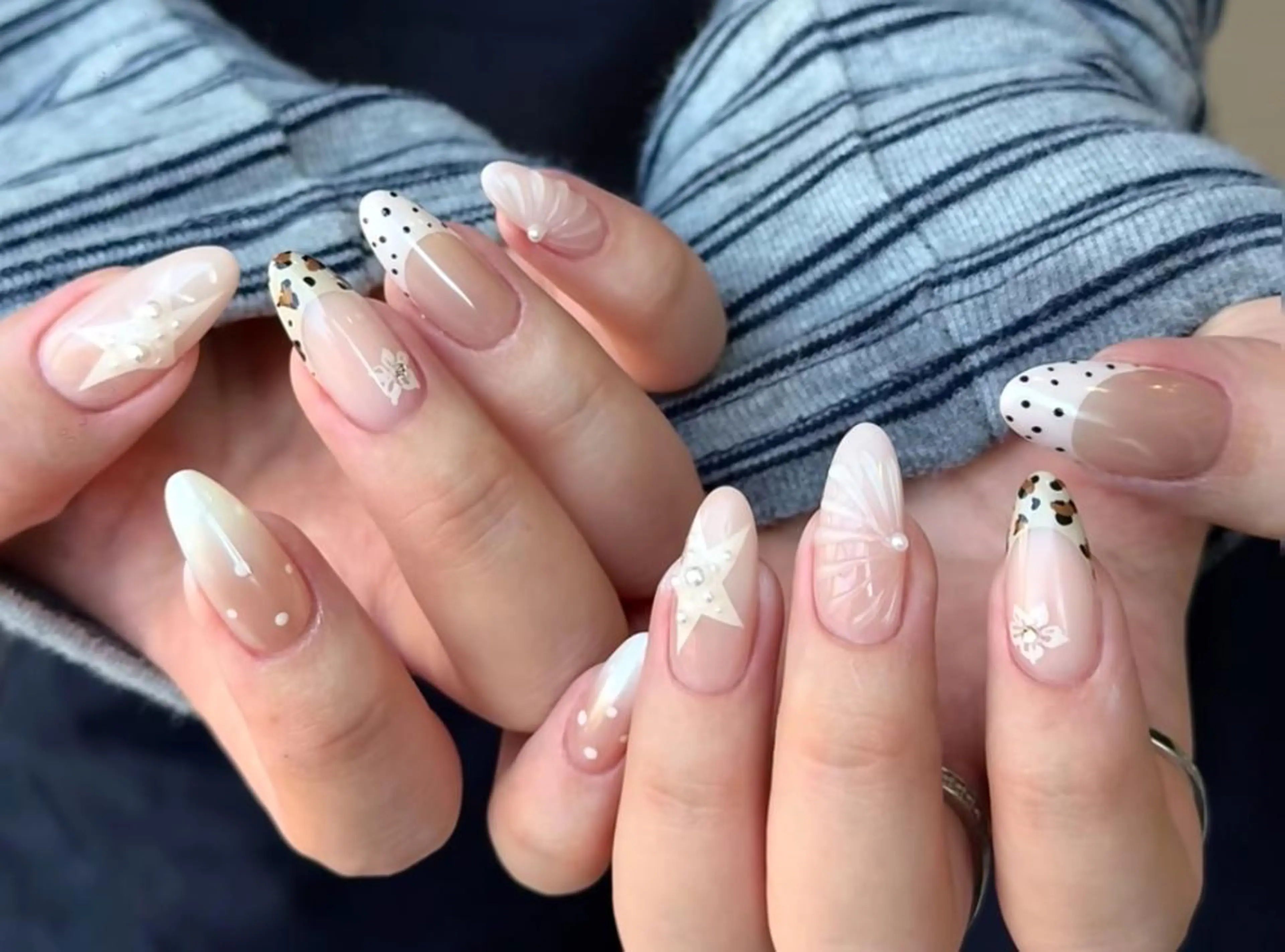 ネイル ハンドネイル ハンドケア 🍑 momo_nailのネイルデザイン