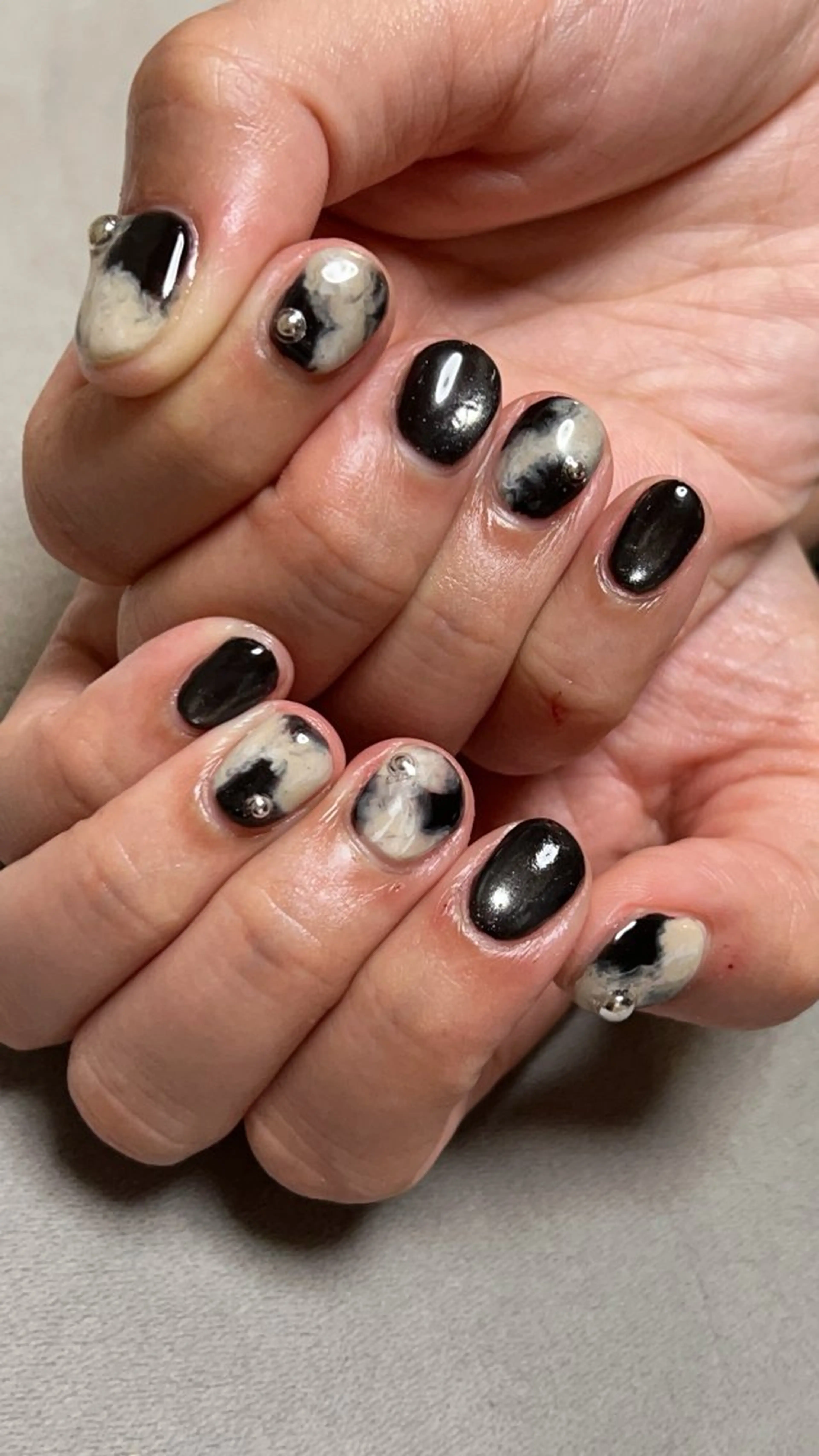ショート ハンドネイル mou mou nailのネイルデザイン
