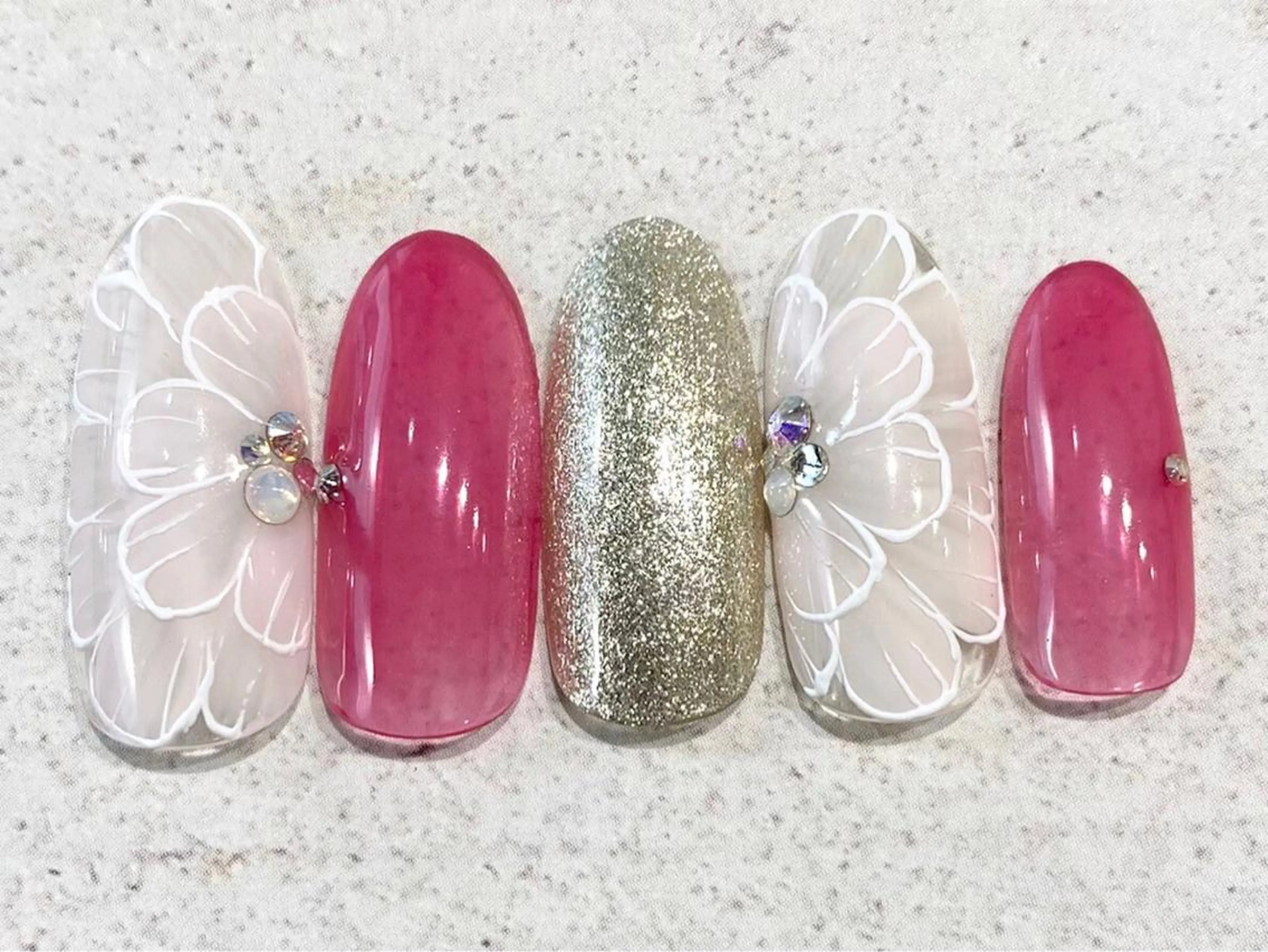 ネイル Nail salon mewのネイルデザイン