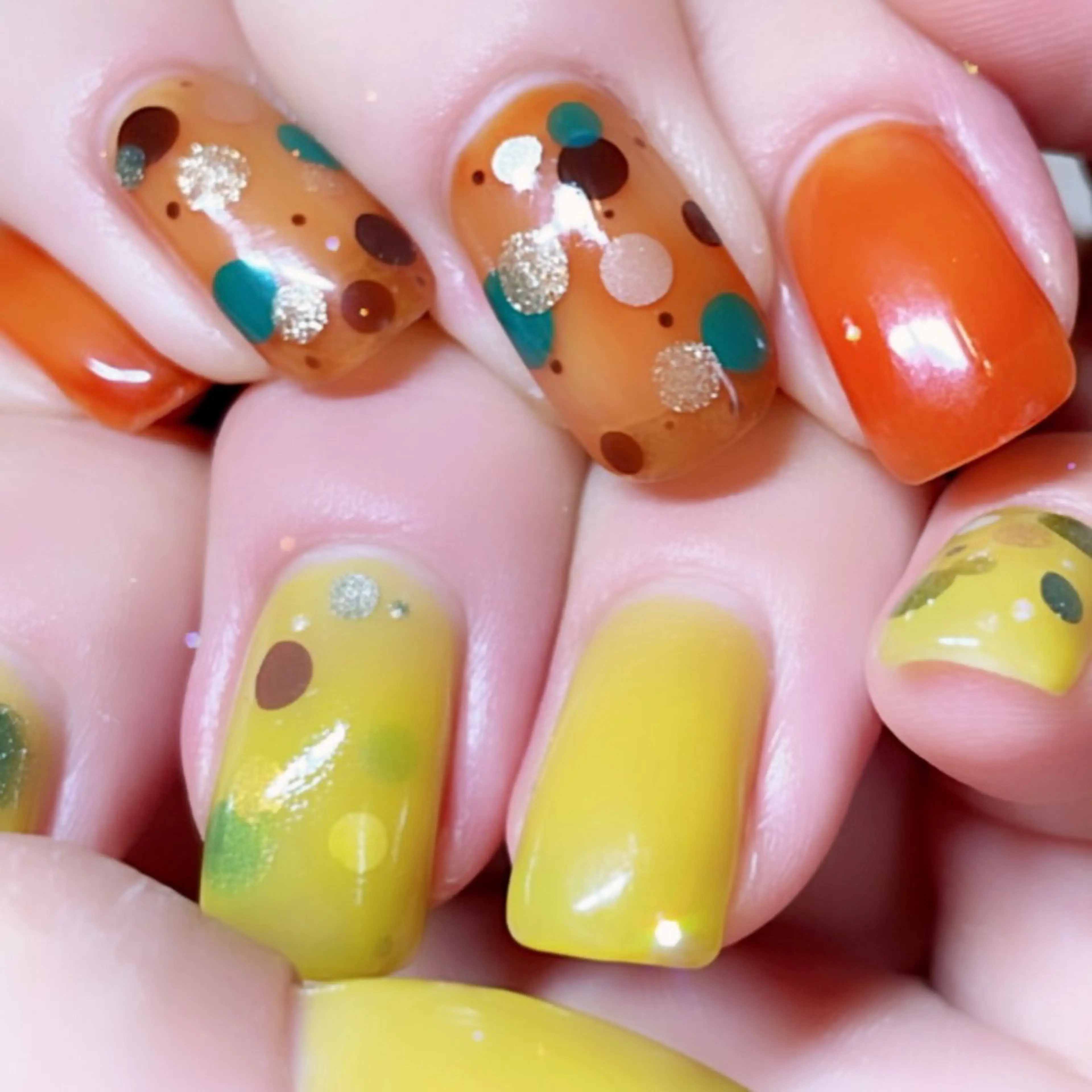 ネイル ドット 夏ネイル nailsalon kitのネイルデザイン