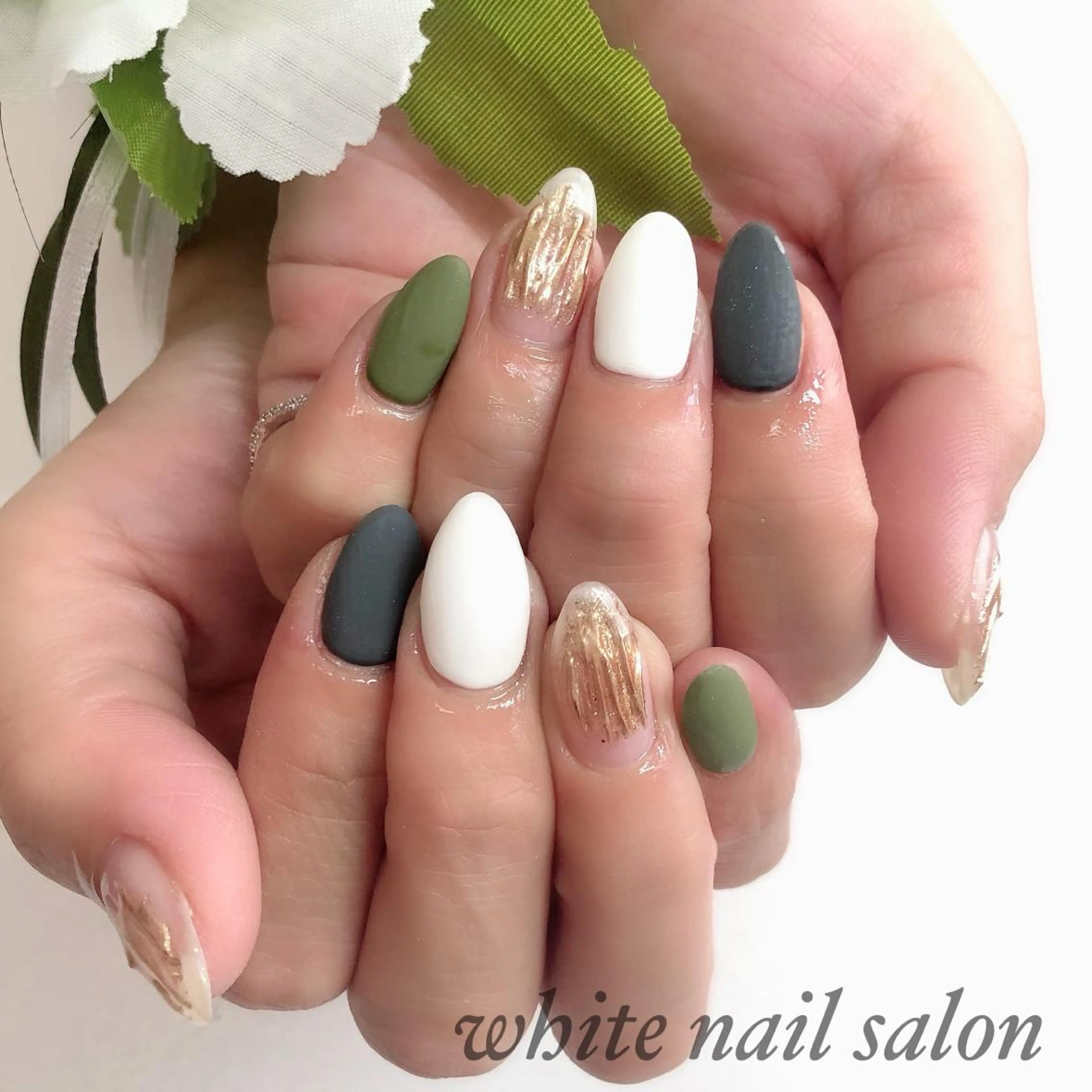 ネイル フットネイル ジェルネイル ハードジェル オフィスネイル スカルプネイル ハンドネイル white nail salonのネイルデザイン