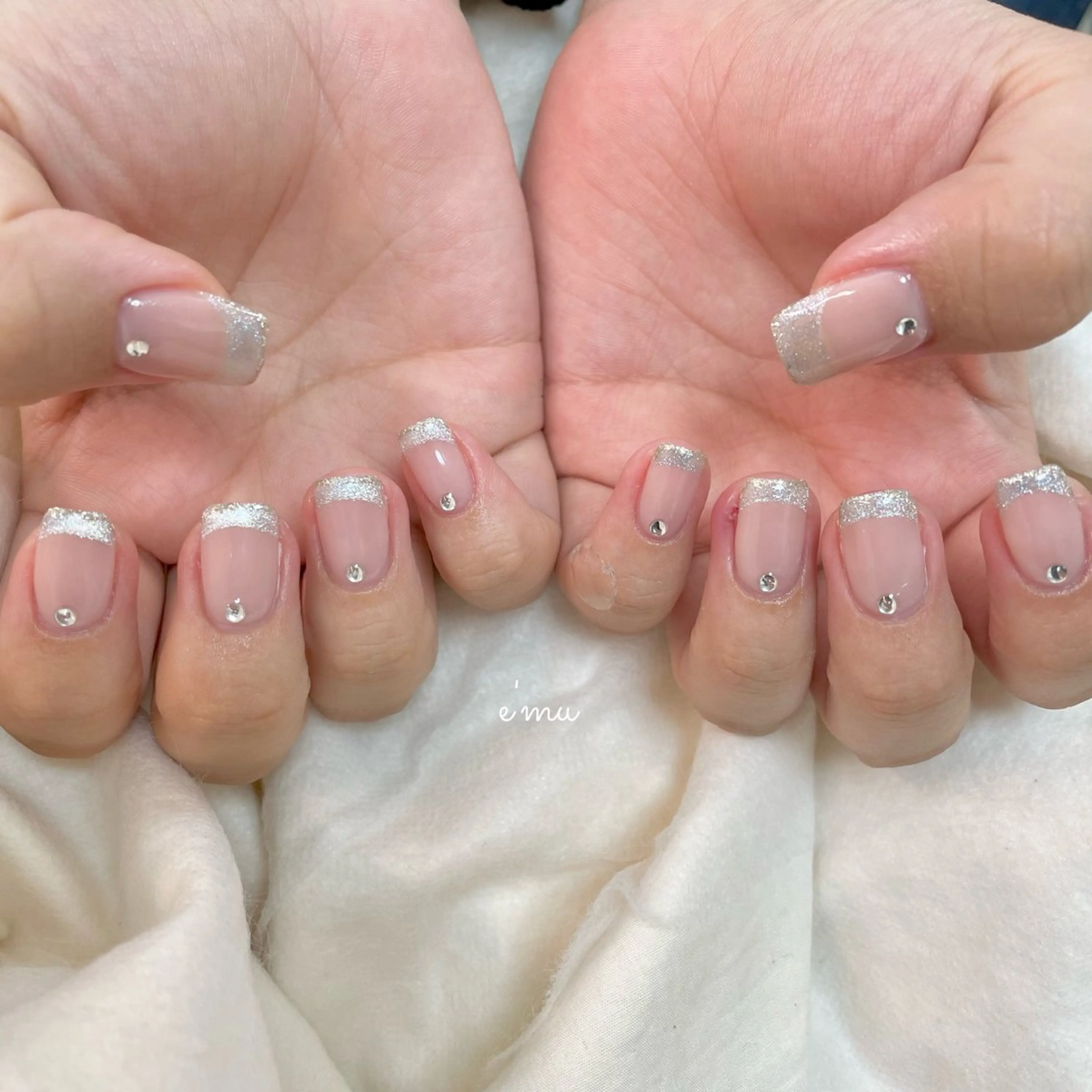 ネイル フレンチネイル ハンドネイル nail salon e'mu💐のネイルデザイン