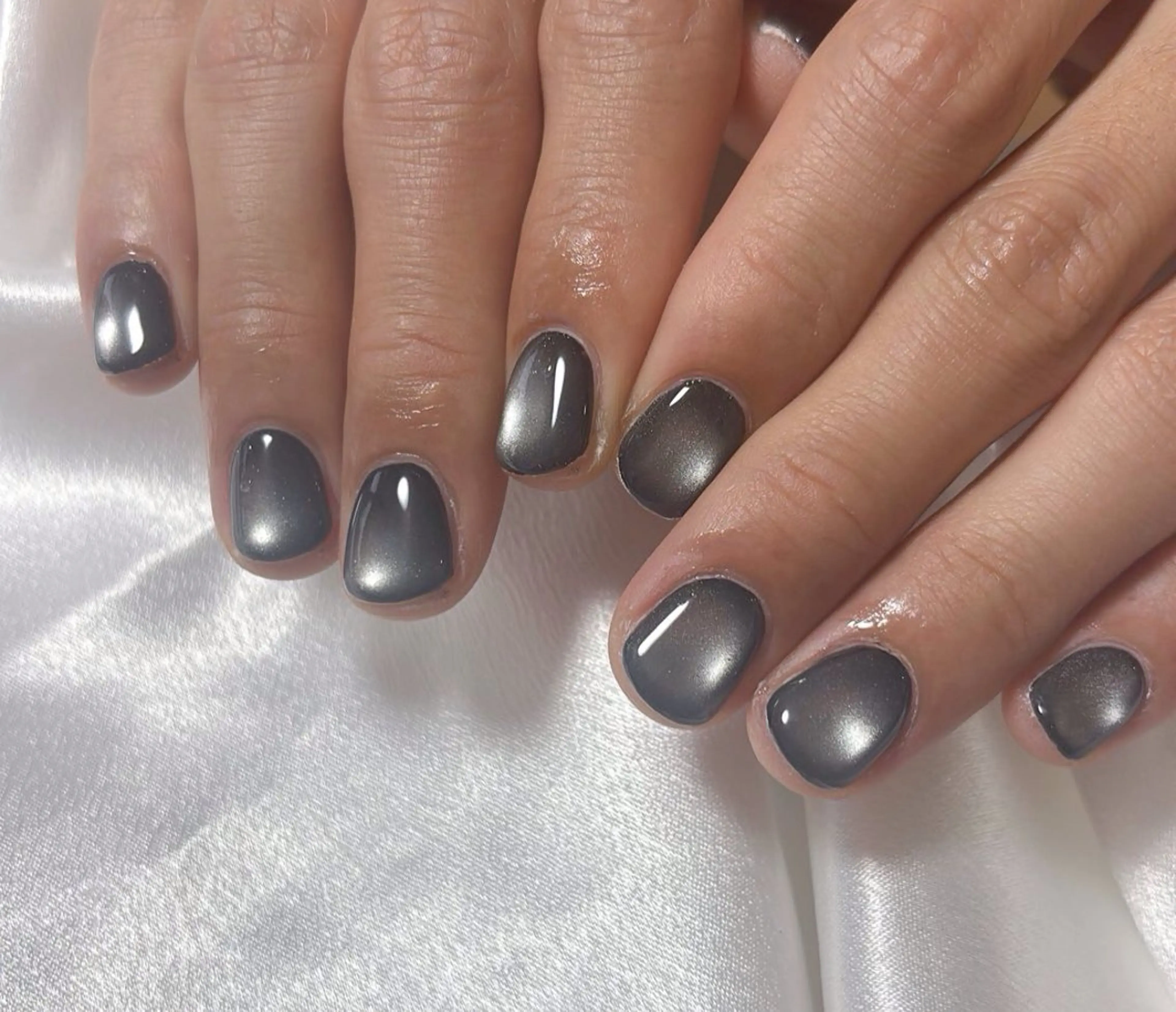 ネイル フラワーネイル ジェルネイル マグネットネイル メンズネイル オフィスネイル ハンドネイル kiki nail &brow二子玉川の眉毛・アイブロウイメージ