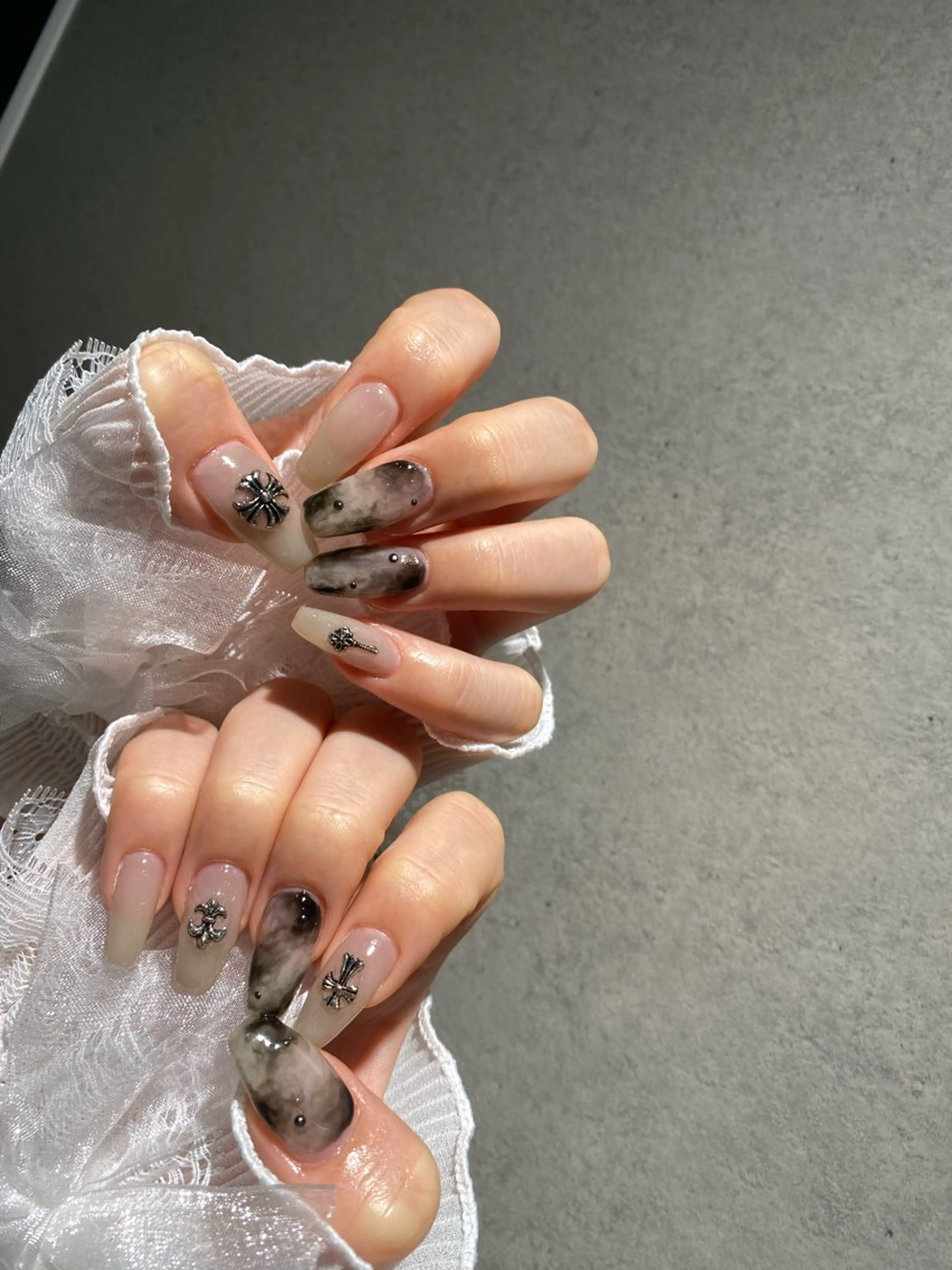 ネイル I-nailロング /ワンホン/キラキラのネイルデザイン