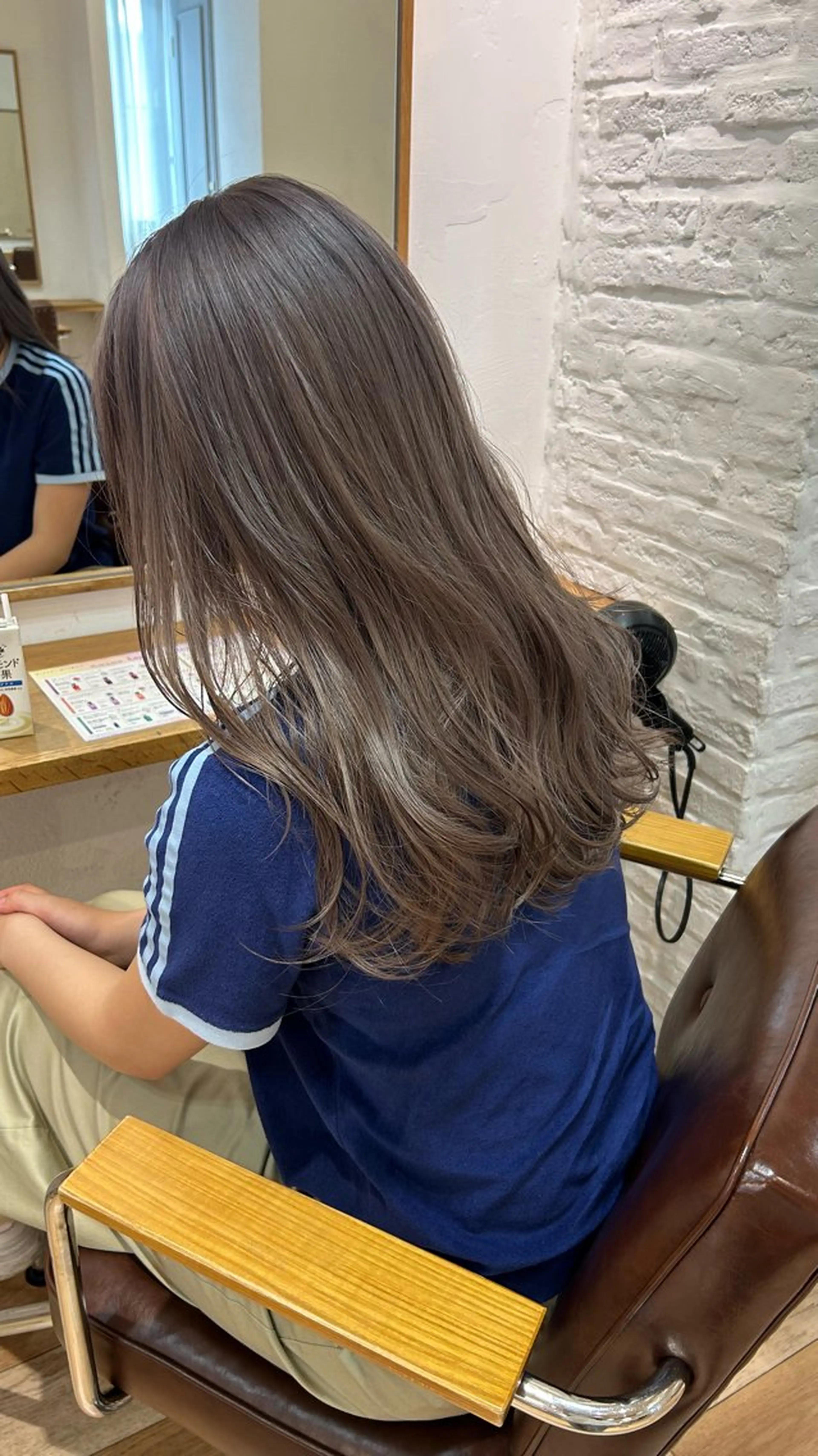 セミロング カラー じゅわっと暖色カラー 🍊Moemiのヘアスタイル