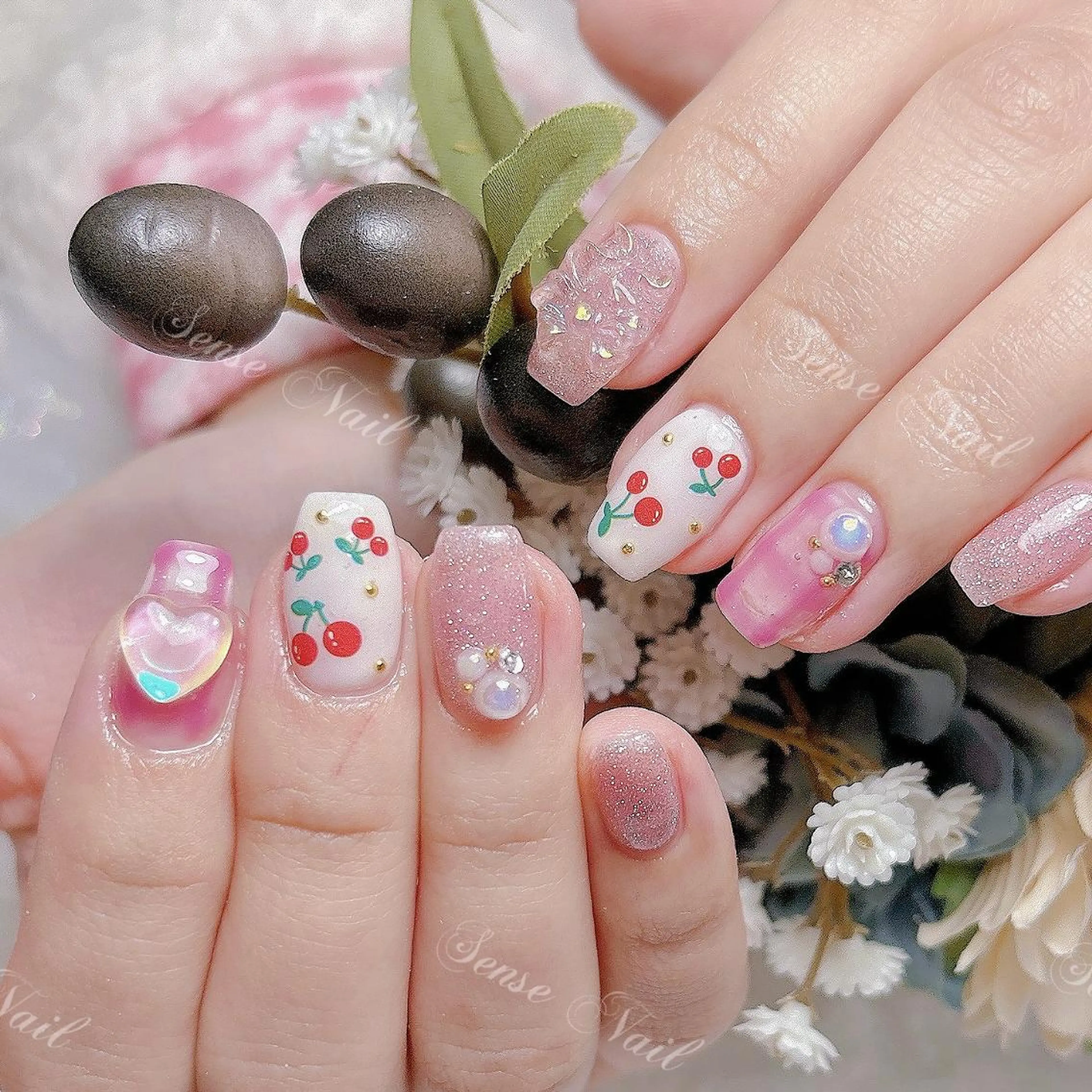 ネイル ハンドネイル ハンドケア 💕中川 結衣💕のネイルデザイン