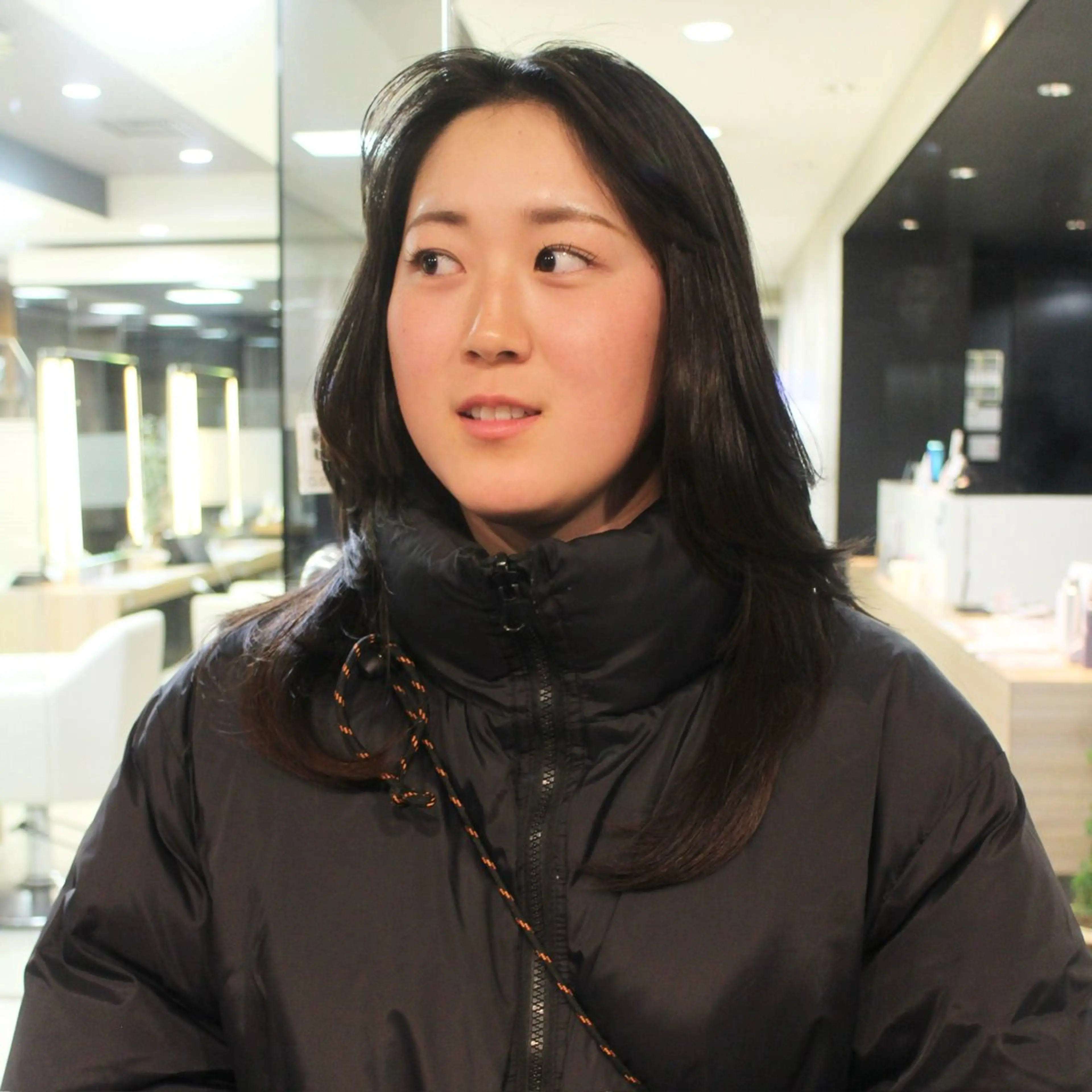 ミディアム カーリーパーマ/ 透明ｶﾗｰ/MIKUのヘアスタイル