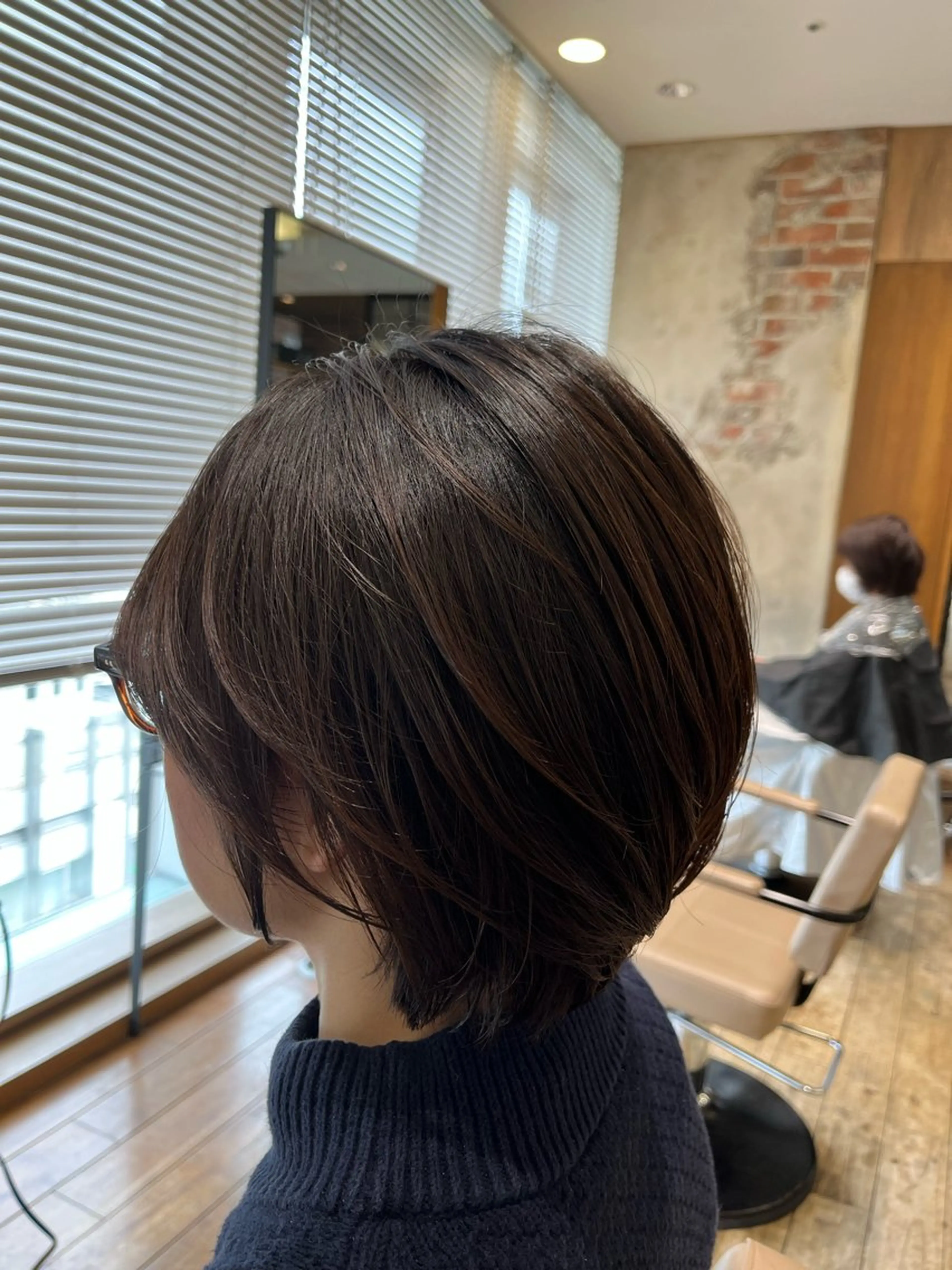 ショート 顔まわりカット 前髪カット安井楽人のヘアスタイル