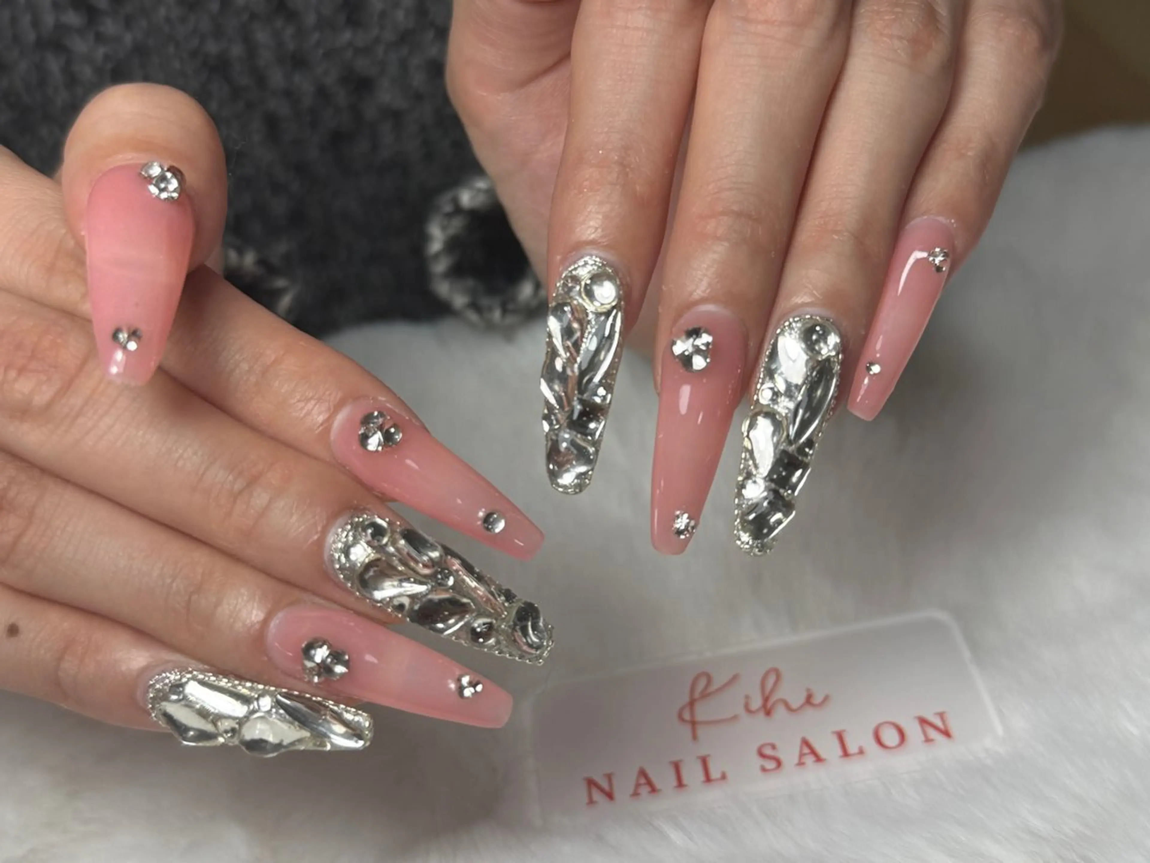 ネイル アートネイル フレンチネイル ジェルネイル グラデーション 韓国ネイル ハンドネイル ハンドケア さくら💮💮 【オフ無料】のネイルデザイン