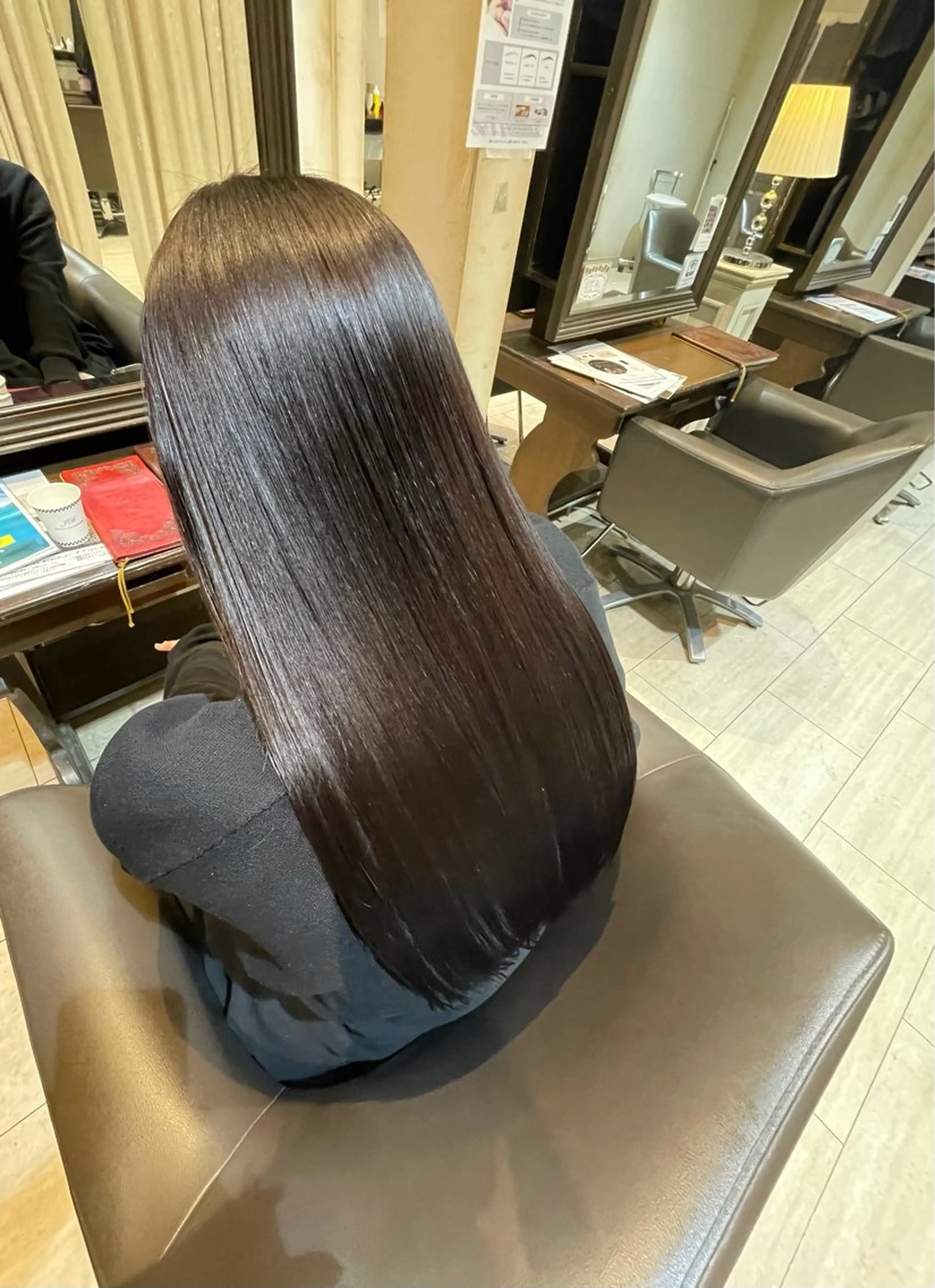 ロング 長谷 若奈のヘアスタイル