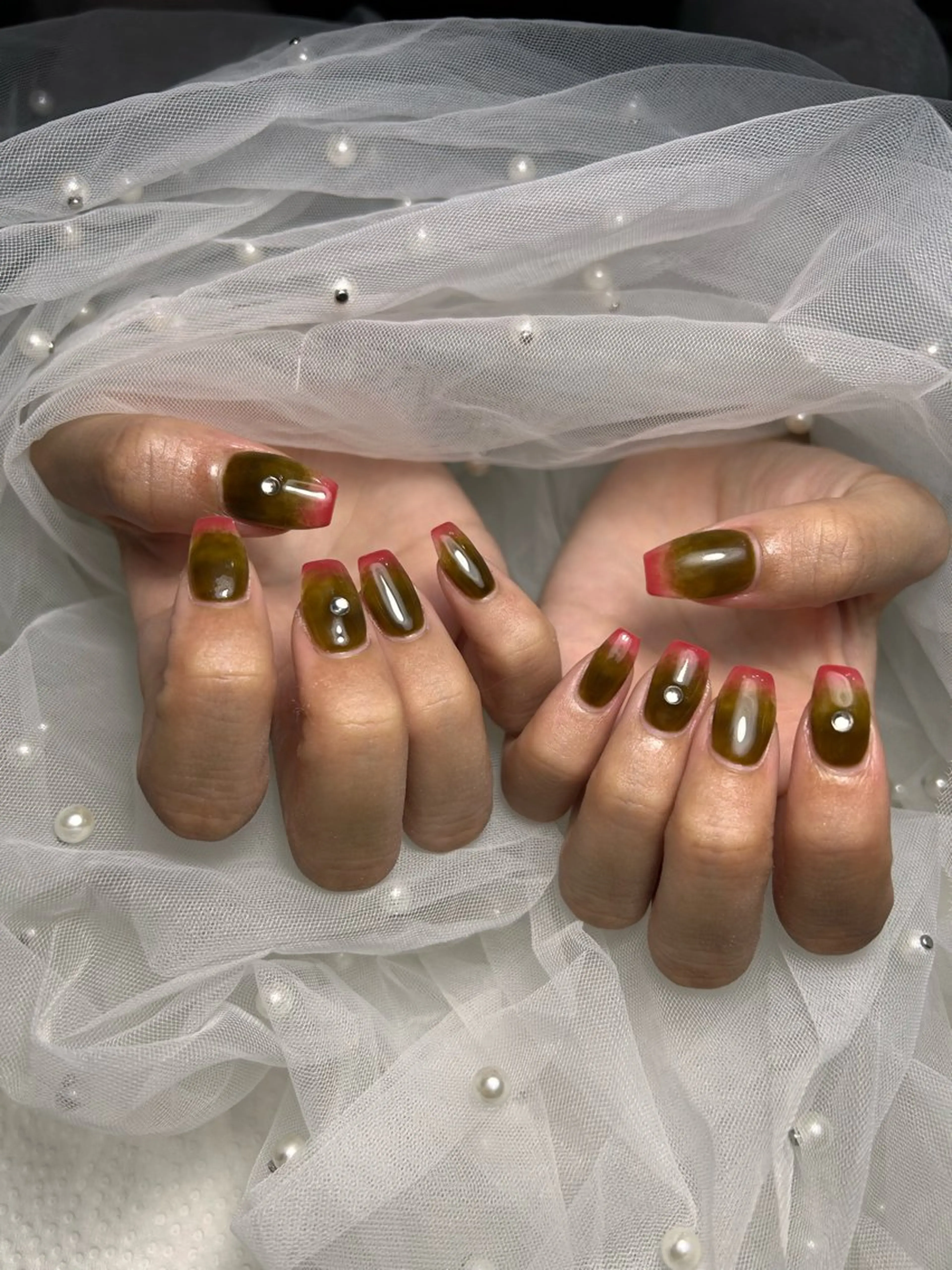 ネイル ハンドネイル フットネイル ✴︎ Delightのネイルデザイン