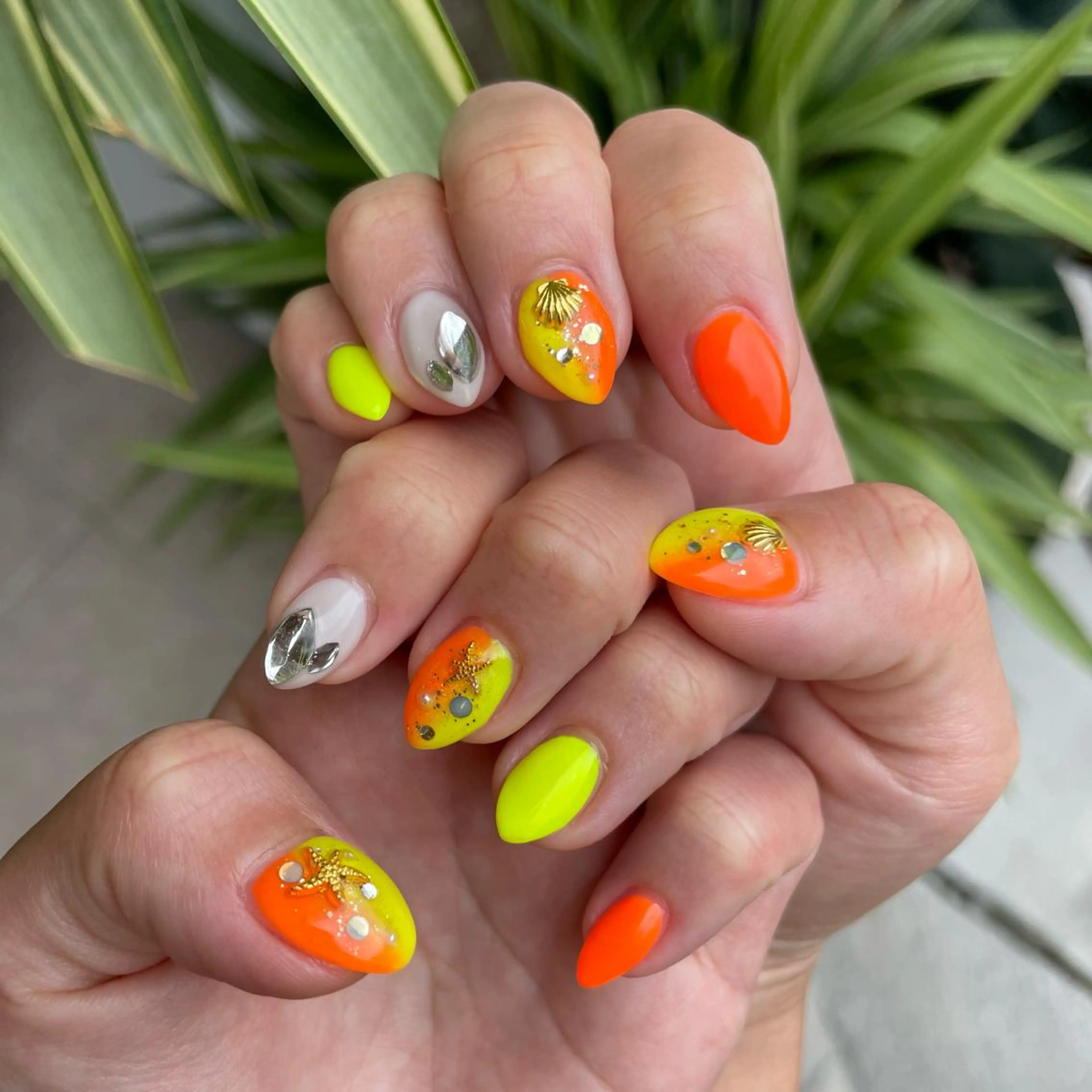 ネイル es nailのネイルデザイン