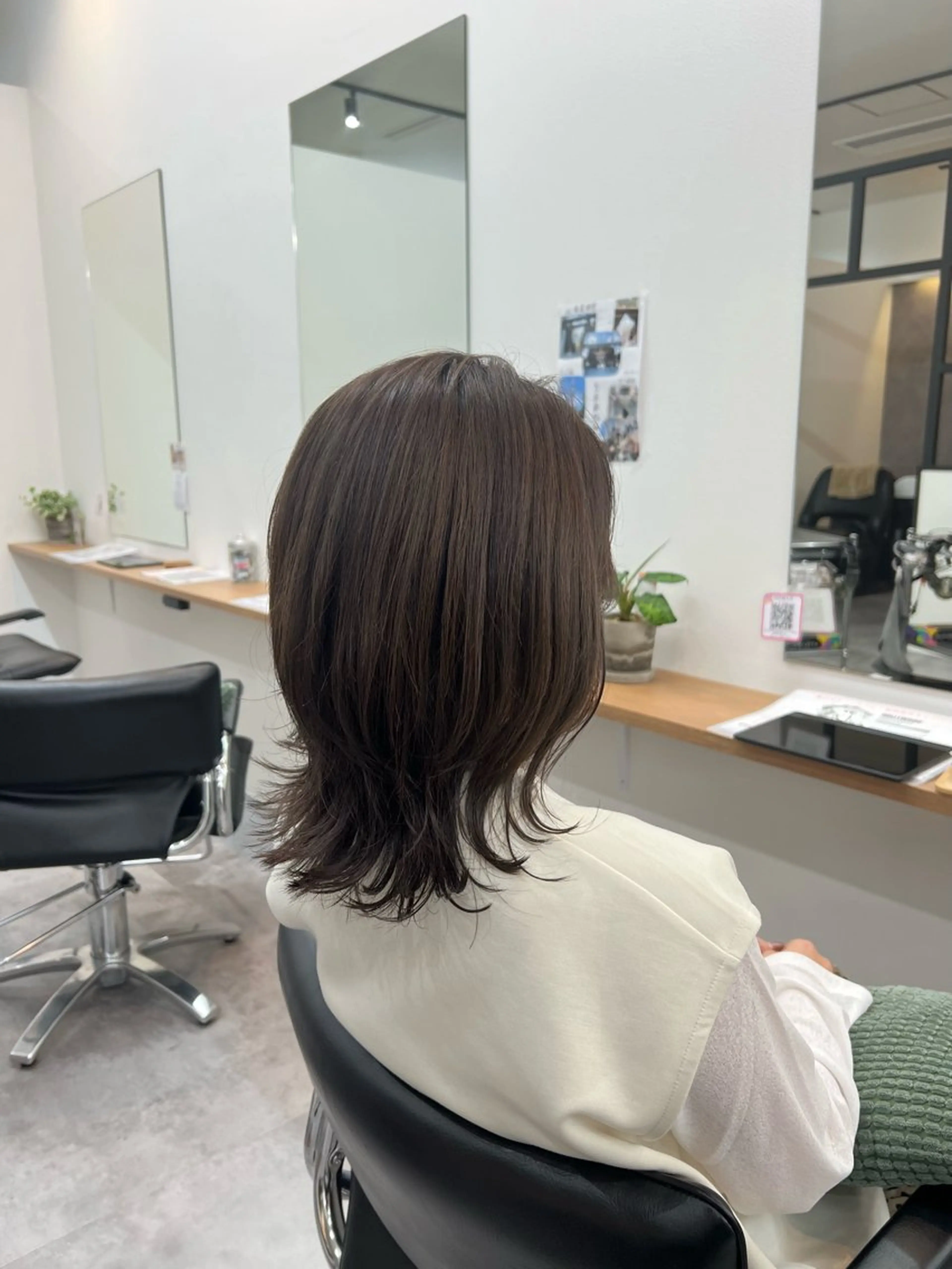 ミディアム ミディアムレイヤー レイヤーカット カット ヘアカラー トリートメント ✨NOMAD印西✨ 黒川勇輝のヘアスタイル
