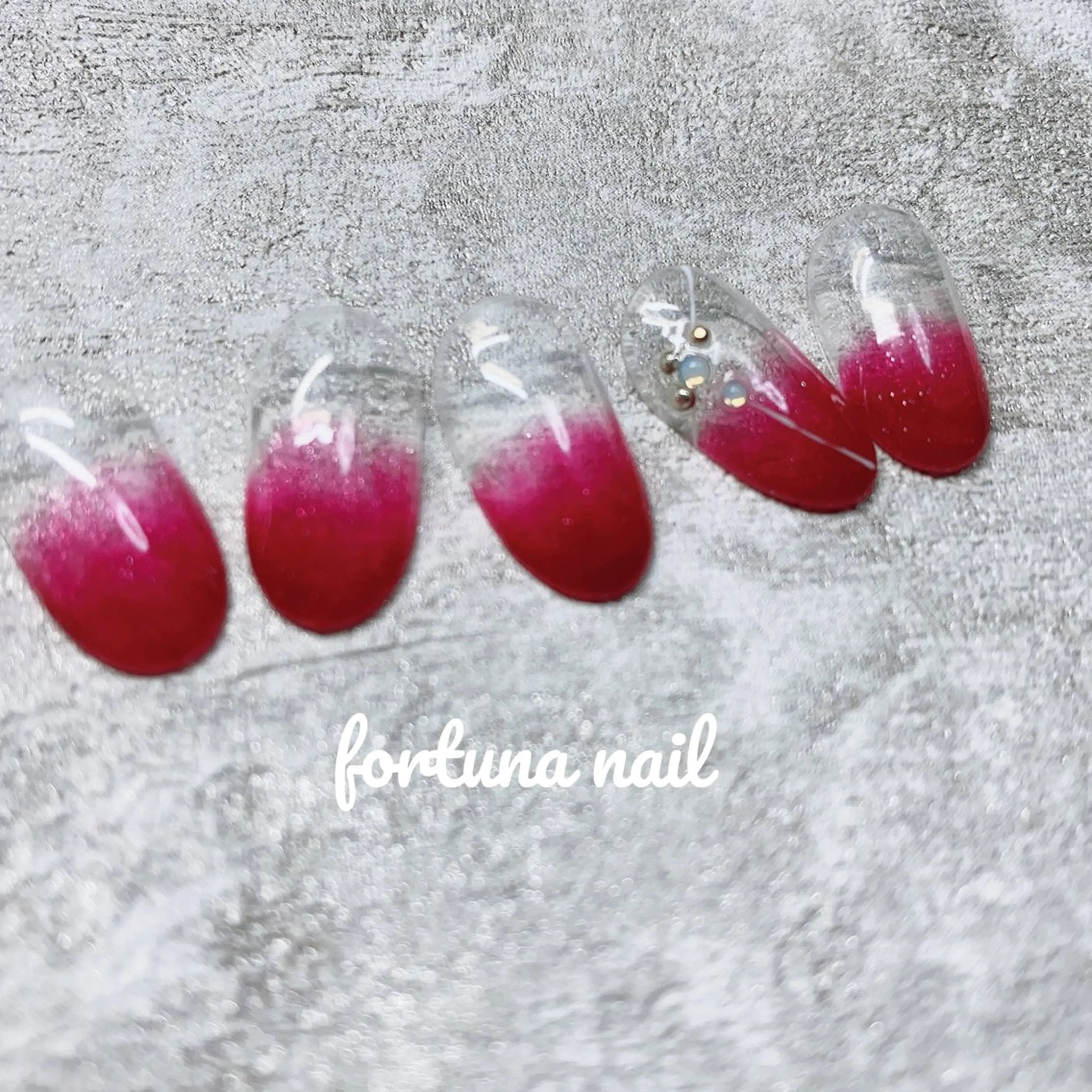 ネイル ハンドネイル ハンドケア Nail •Head スパFortunaのネイルデザイン