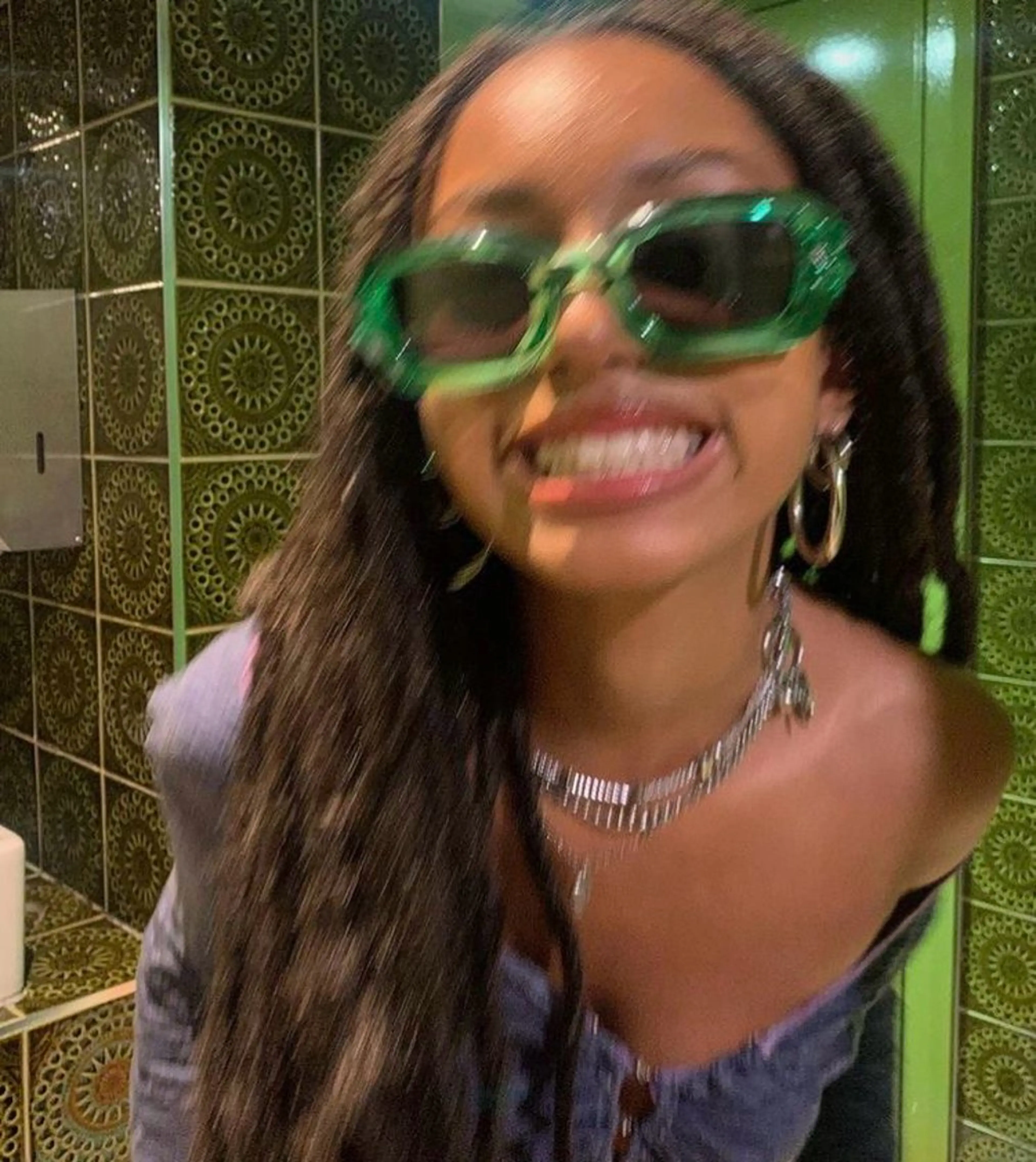 ネイル Queen所属・伊藤 梨恋のネイルデザイン