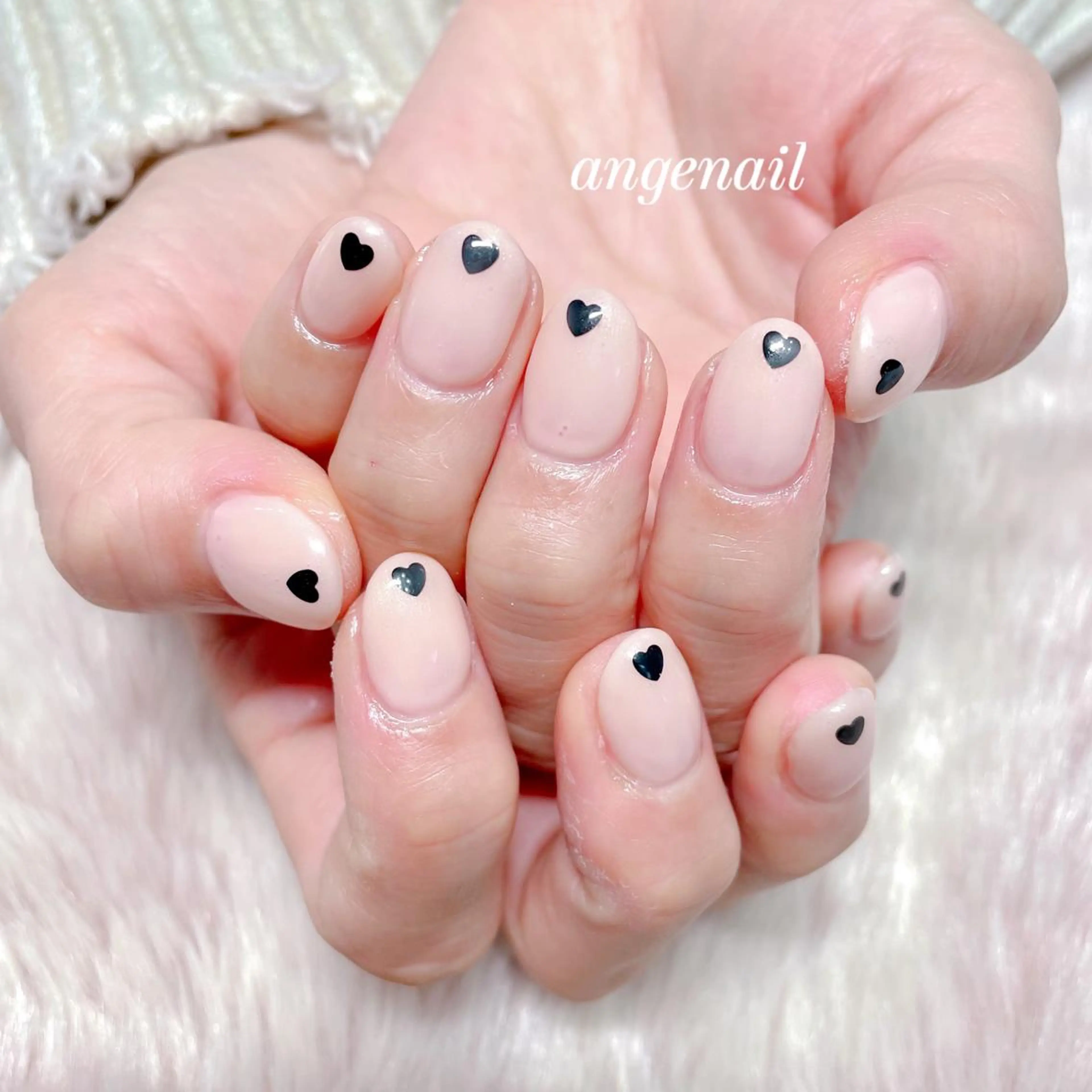 ネイル ハンドネイル オーナーネイリスト MAKIのネイルデザイン