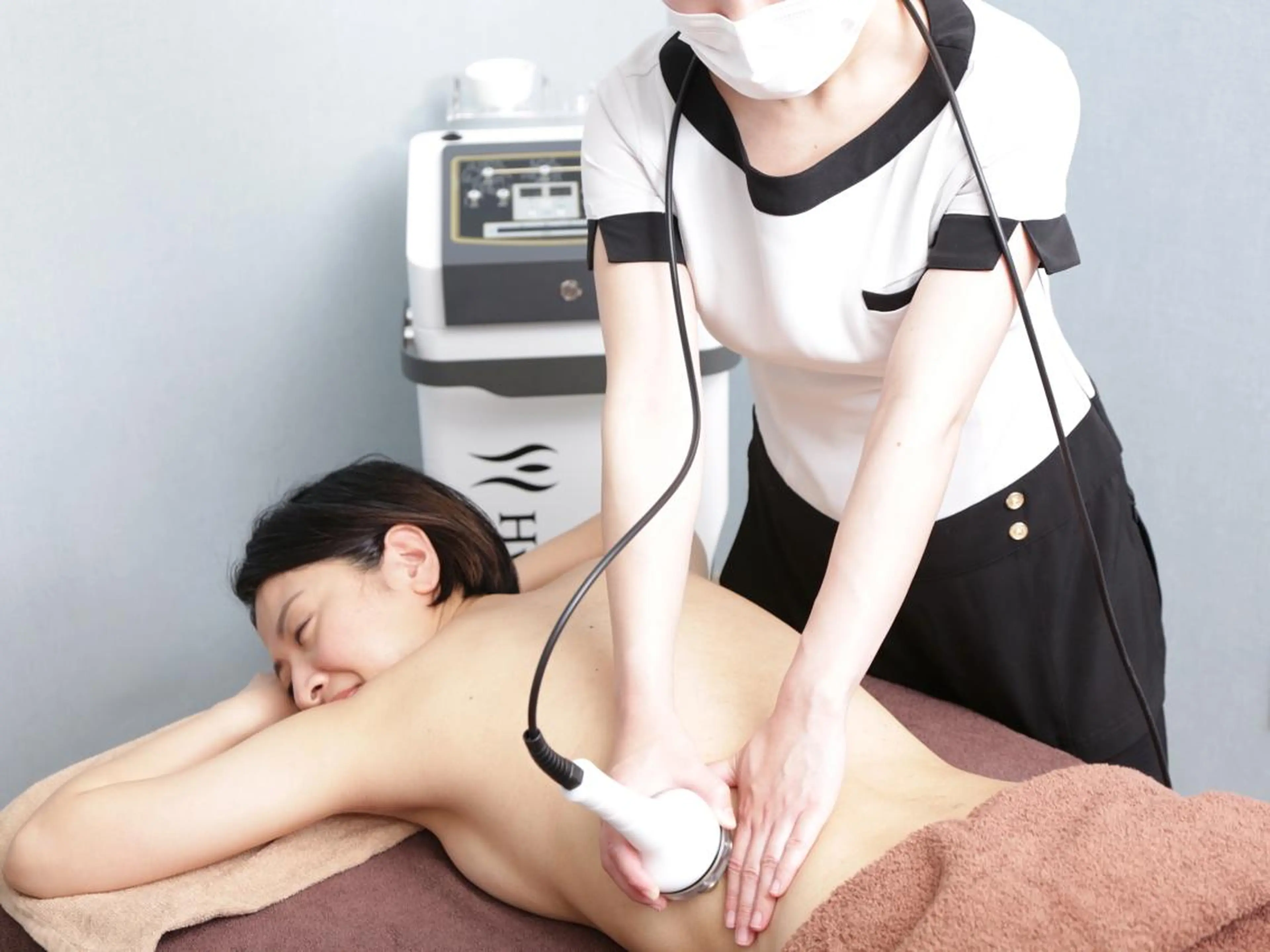 【痩身・肩こり・冷え・浮腫みなどに効果的】ハイパーナイフ70分の写真