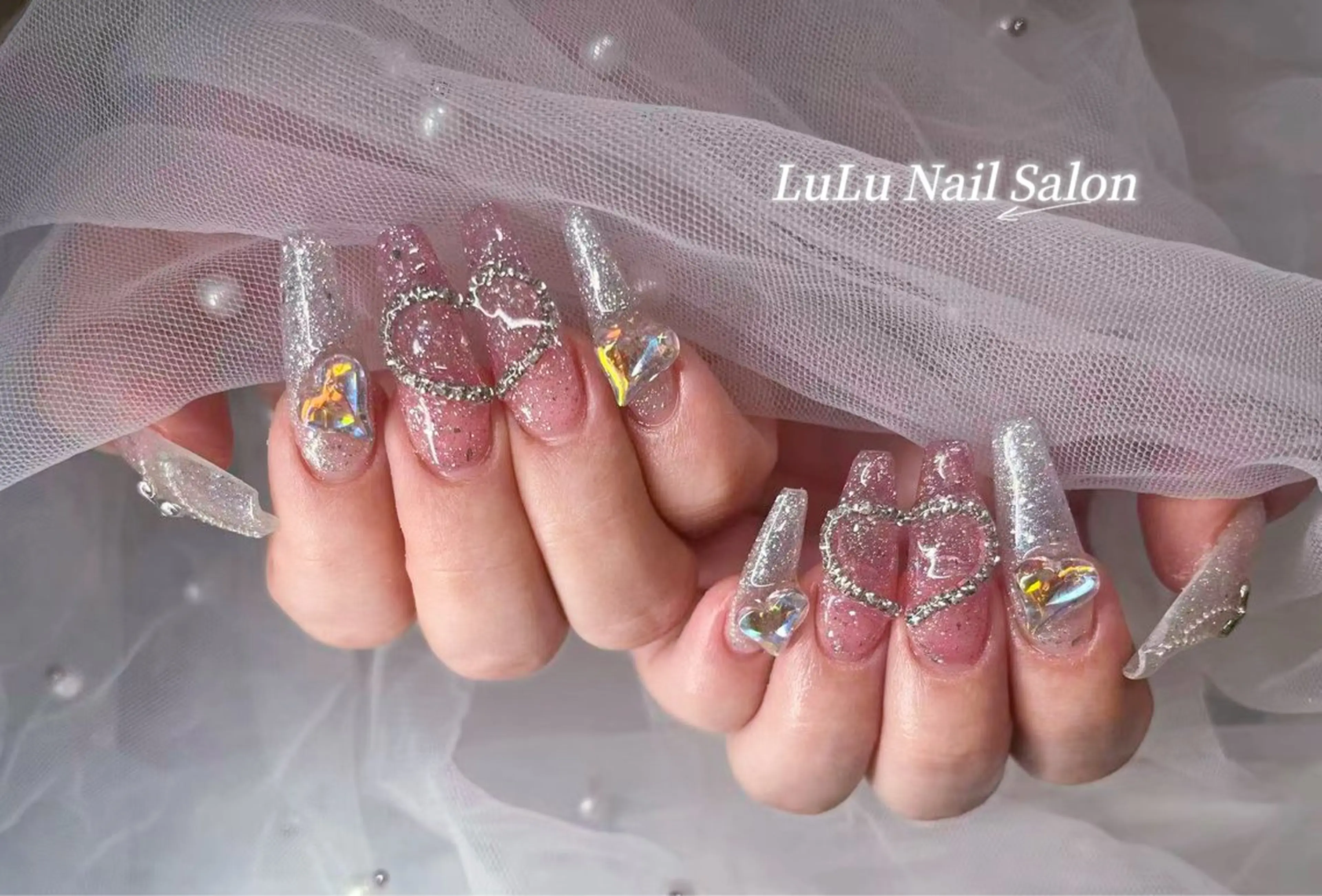 ネイル ハンドネイル LULU Nail  Salon 新宿所属・LU LU NailSalonのネイルデザイン