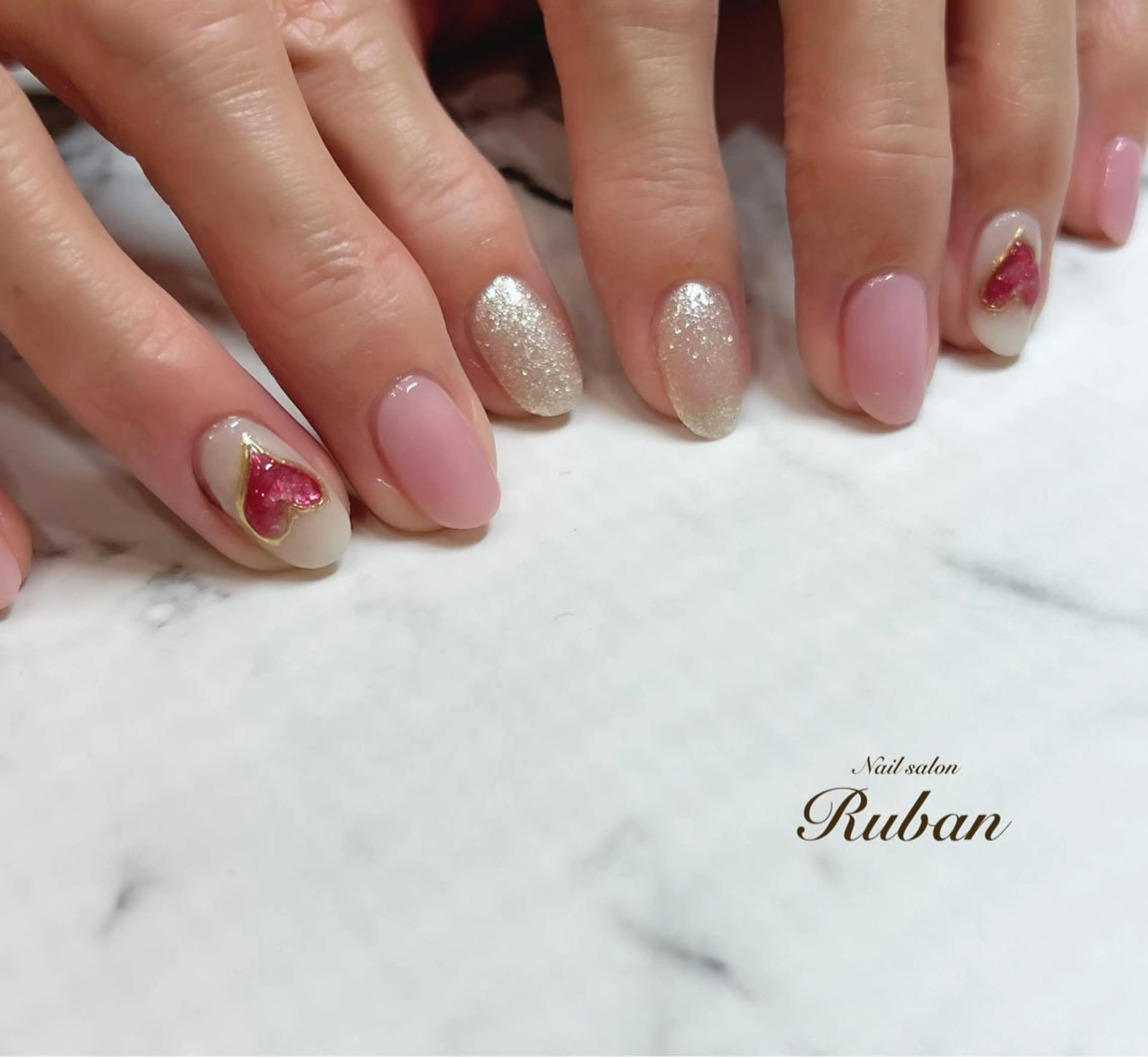 ネイル ハート ワンカラーネイル ピンク ぷっくりネイル シンプルネイル Nail salon Ruban所属・Nail salon Rubanのネイルデザイン