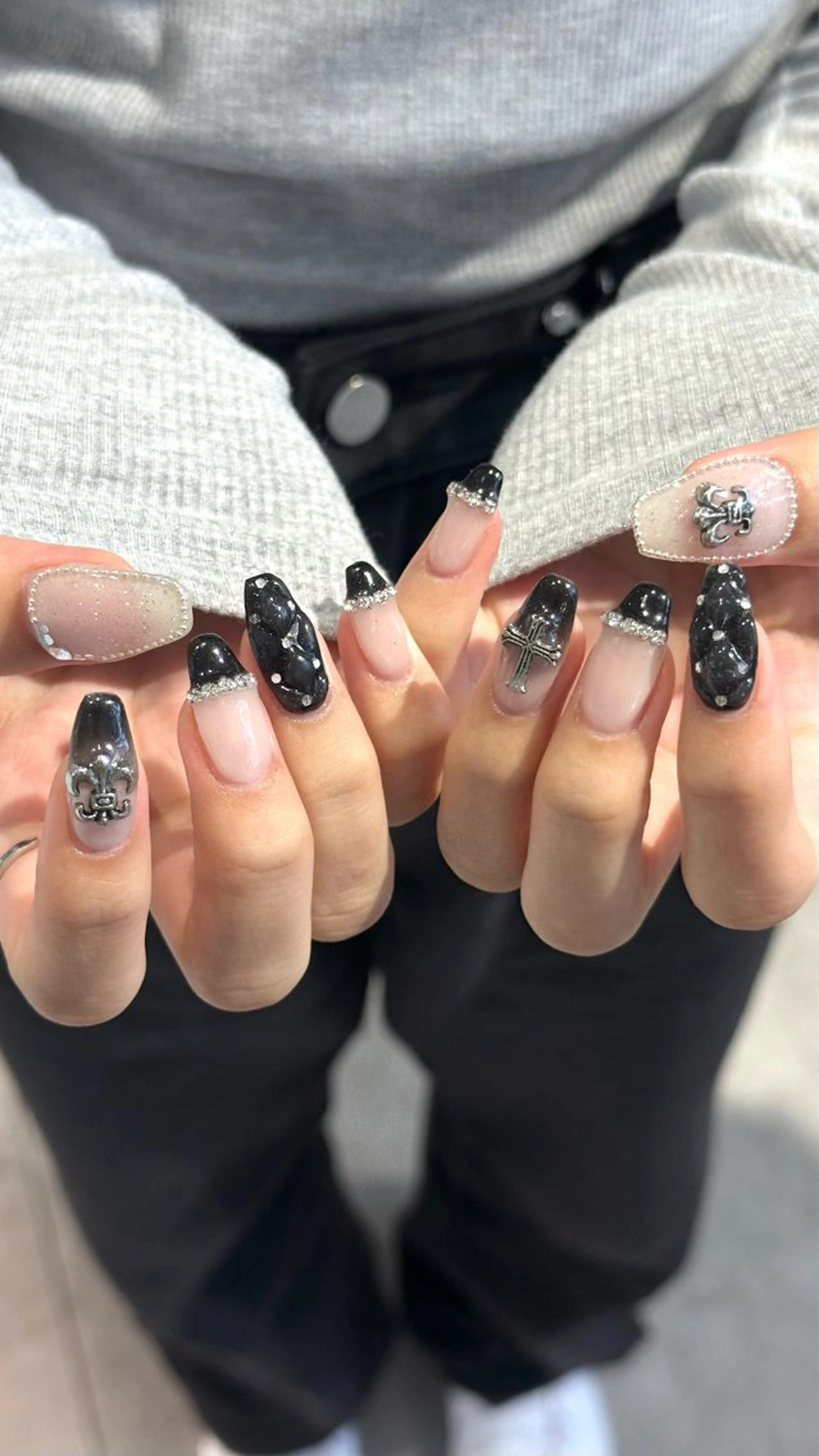 ネイル ハンドネイル 韓国ヘアメンズ・レデ ィース特化ミクのヘアスタイル