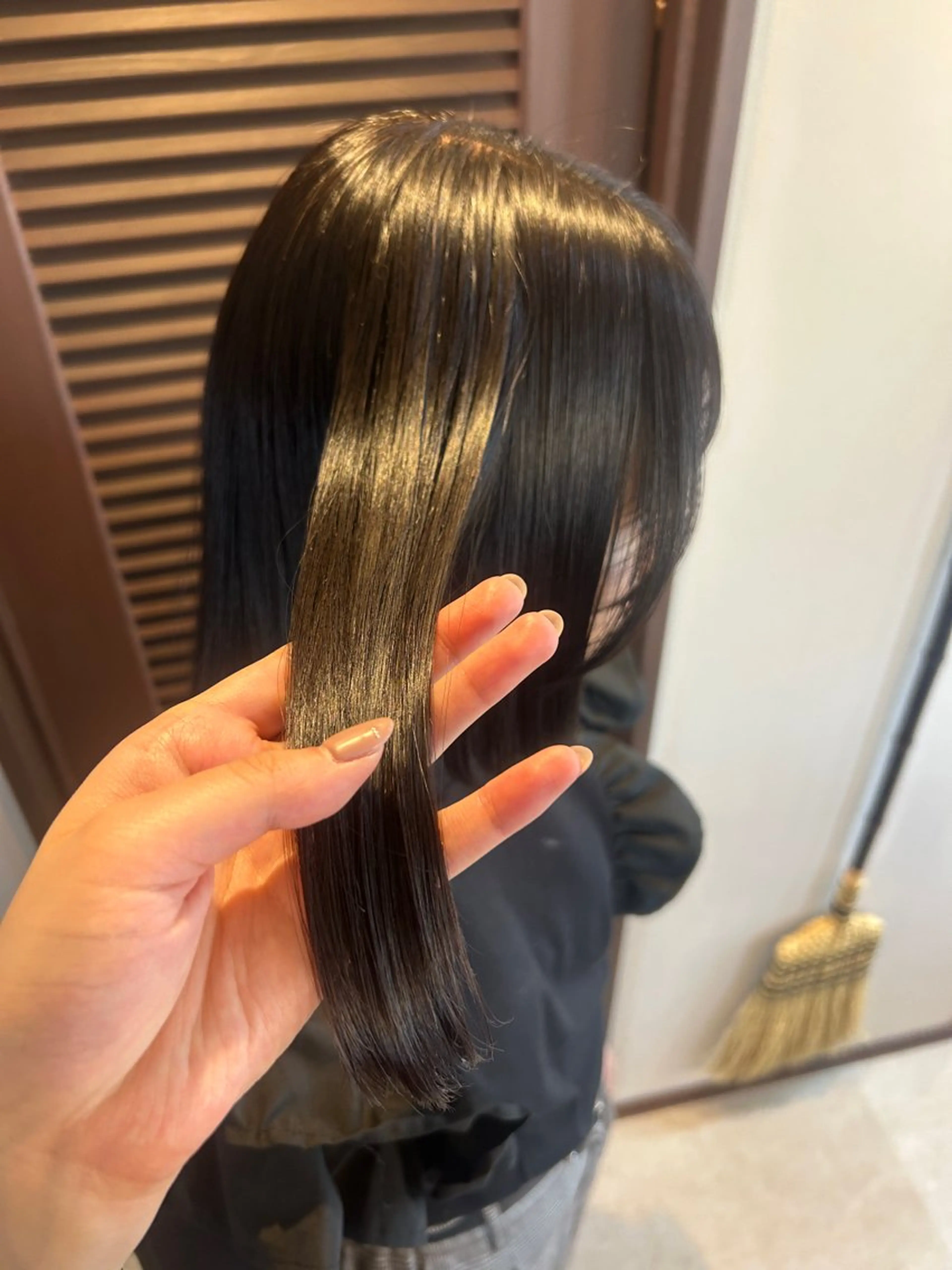 ミディアム 縮毛矯正 深尾 萌花のヘアスタイル