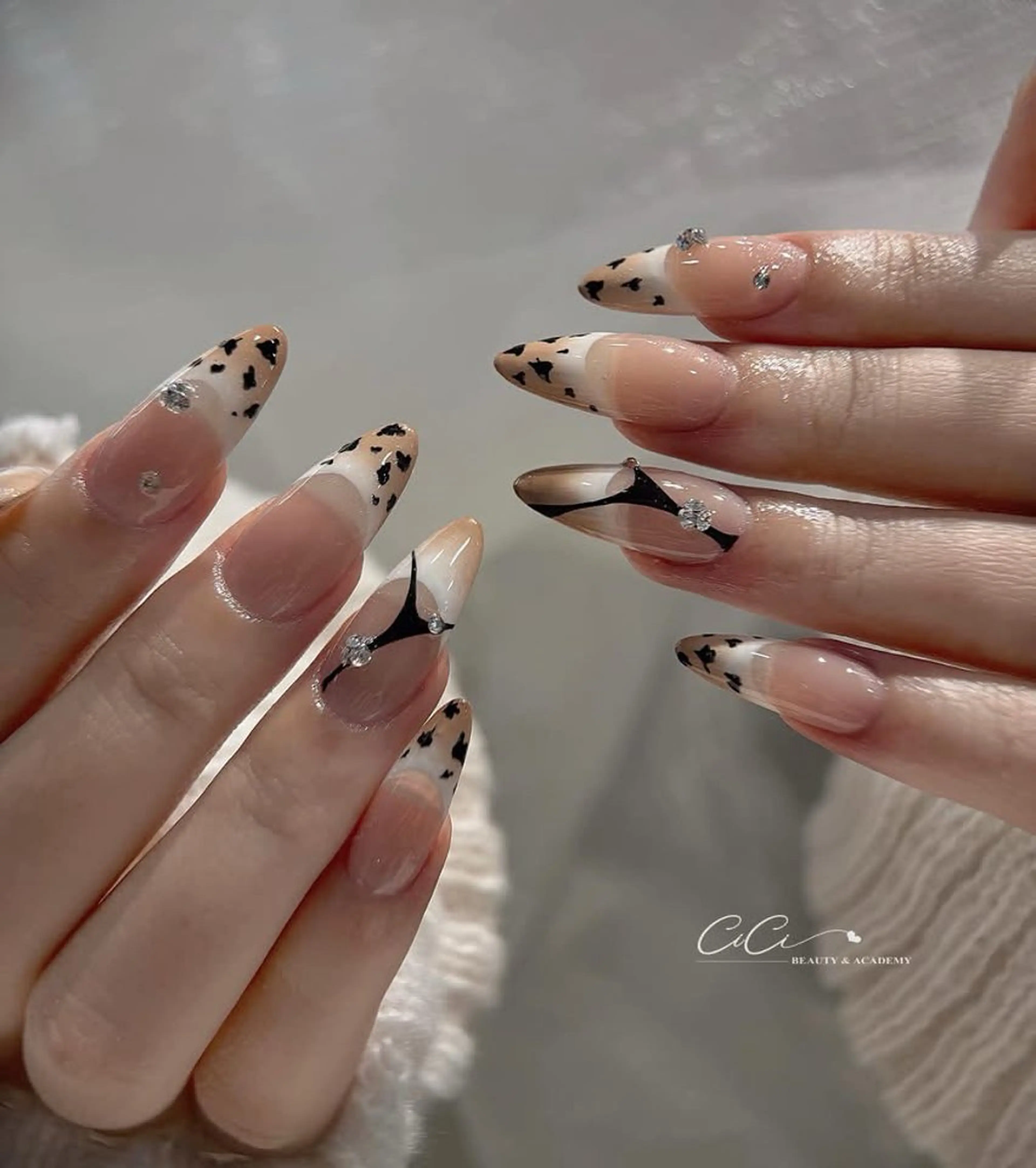 ネイル 持ち込み ネイルチップ ハンドネイル ANA.CHUO NAILSのネイルデザイン