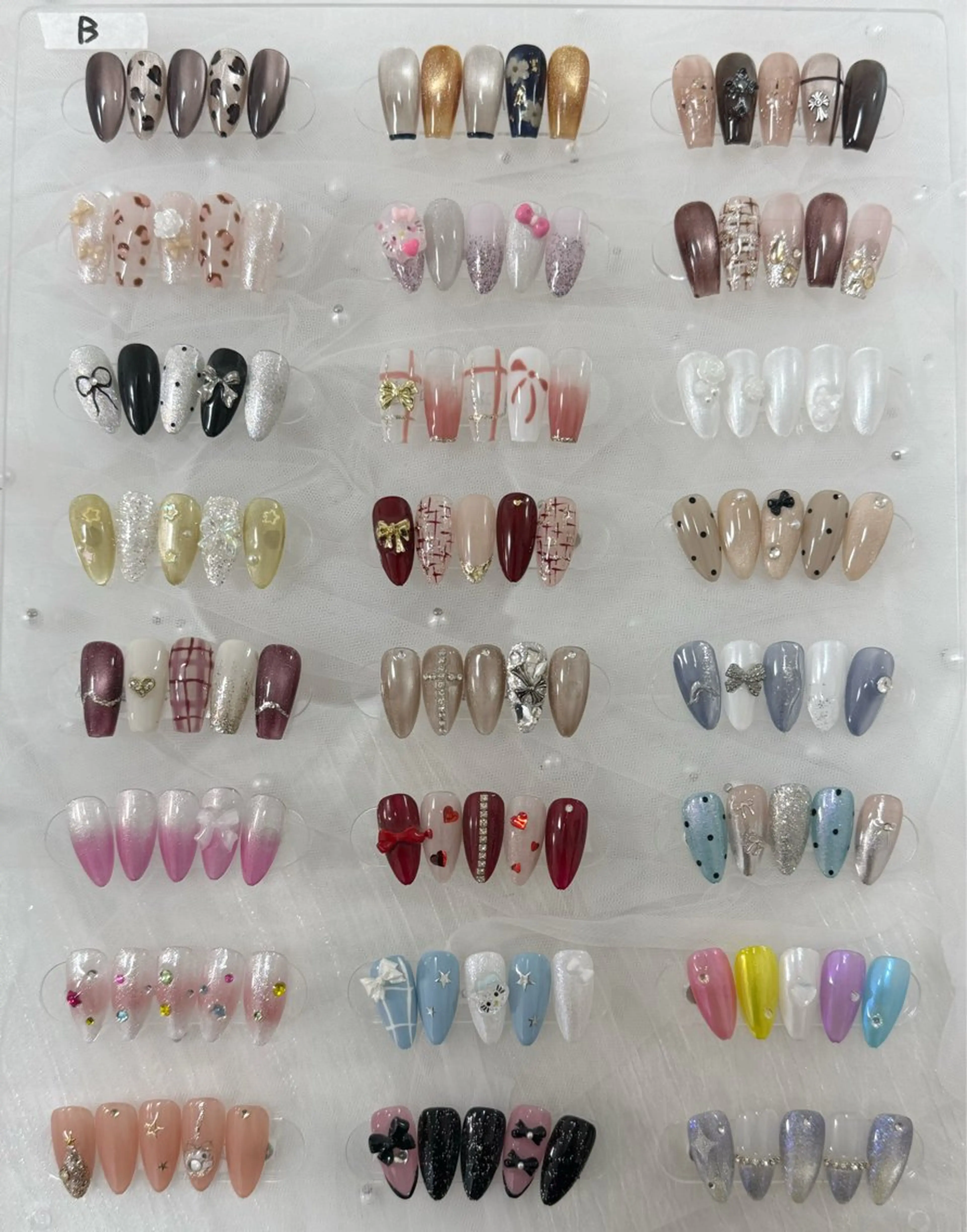 ハンド定額デザインBコースの写真