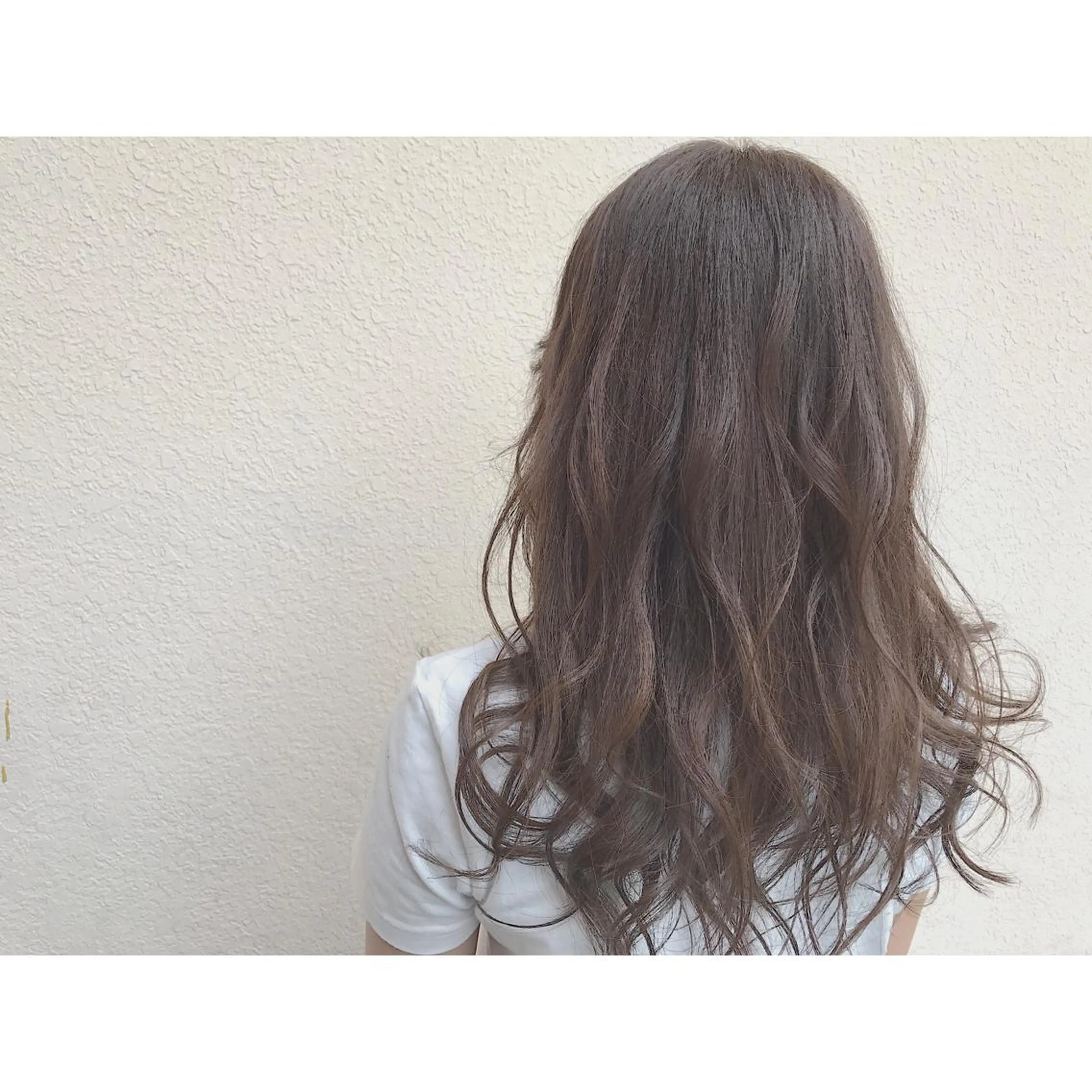 ロング カラー なかにし まゆみのヘアスタイル