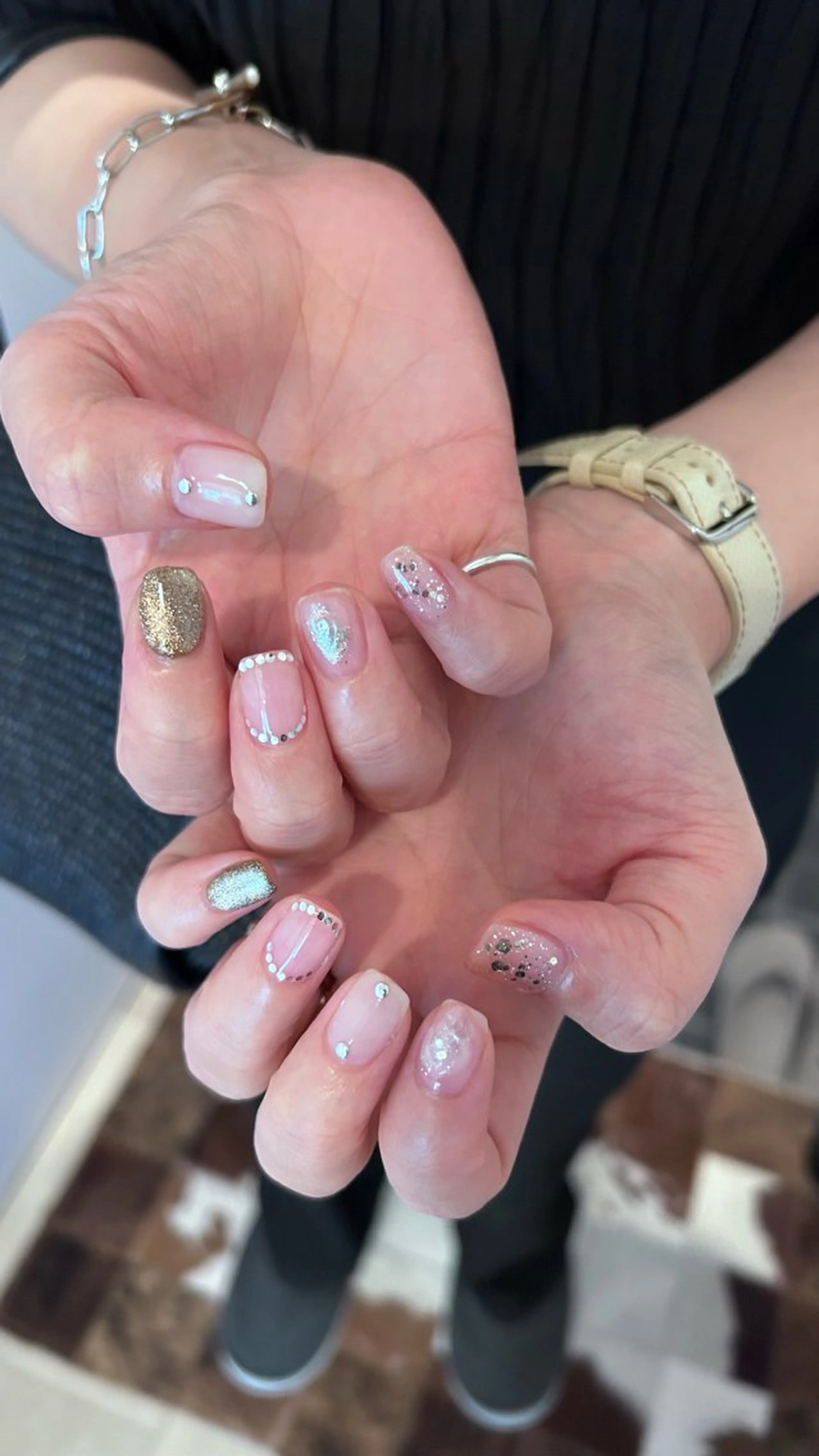 ネイル ニュアンスネイル ハンドネイル ハンドケア Atelier Ariのネイルデザイン