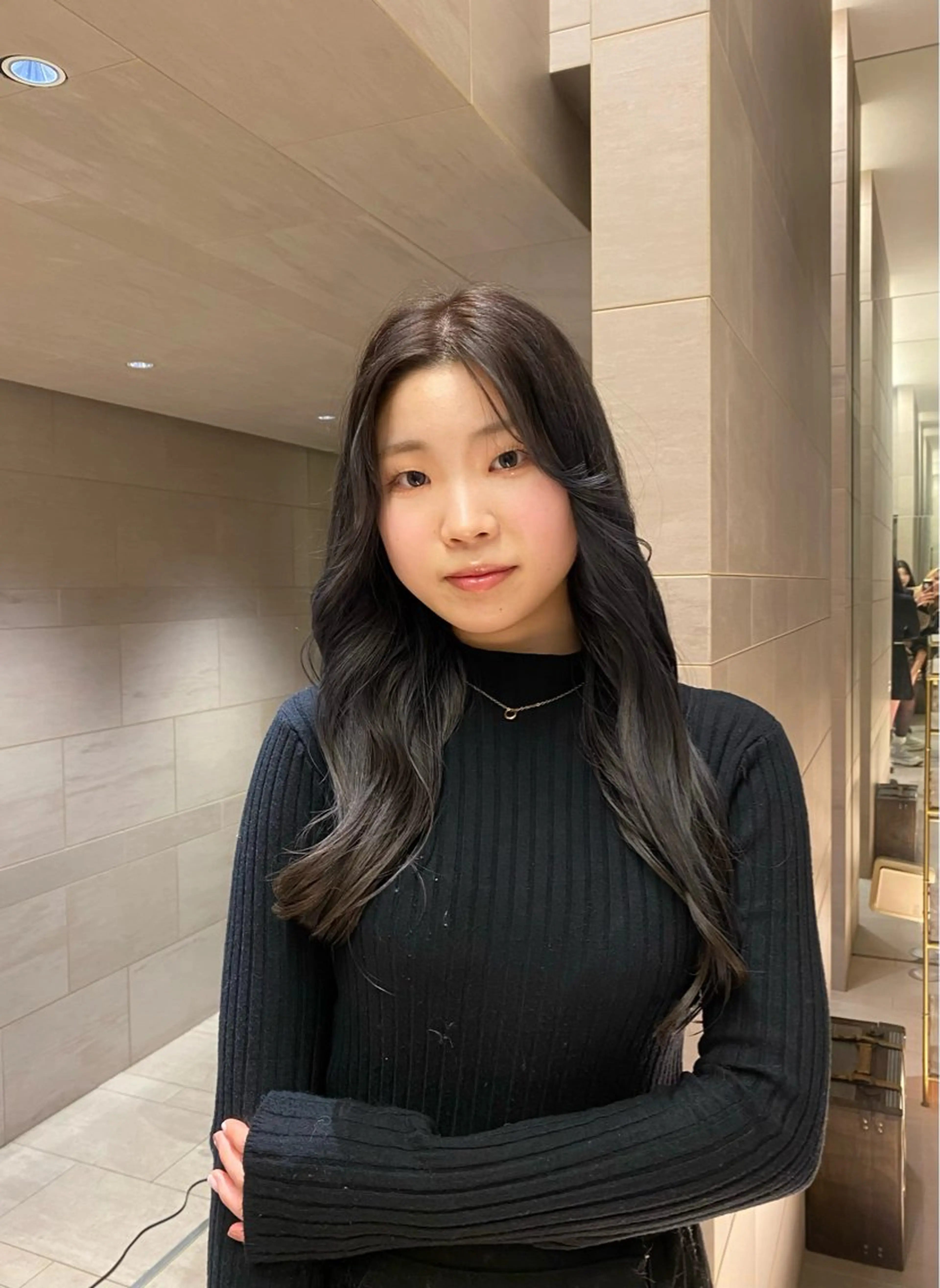 ロング カラー 黒髪 ブルーカラー ブルーブラック ショートカット /LINNAのヘアスタイル