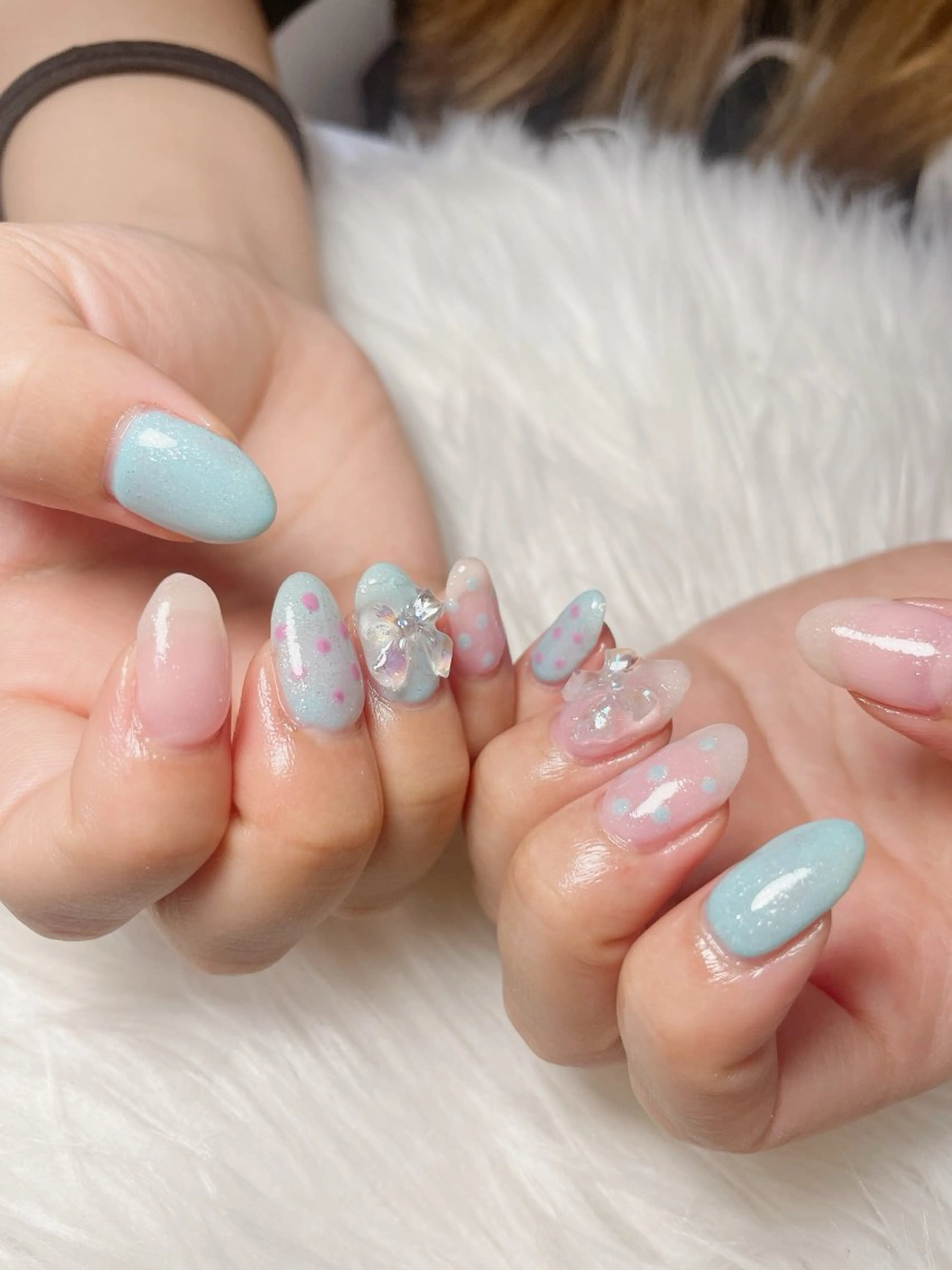 ネイル ドット リボン nailsalon Rinのネイルデザイン