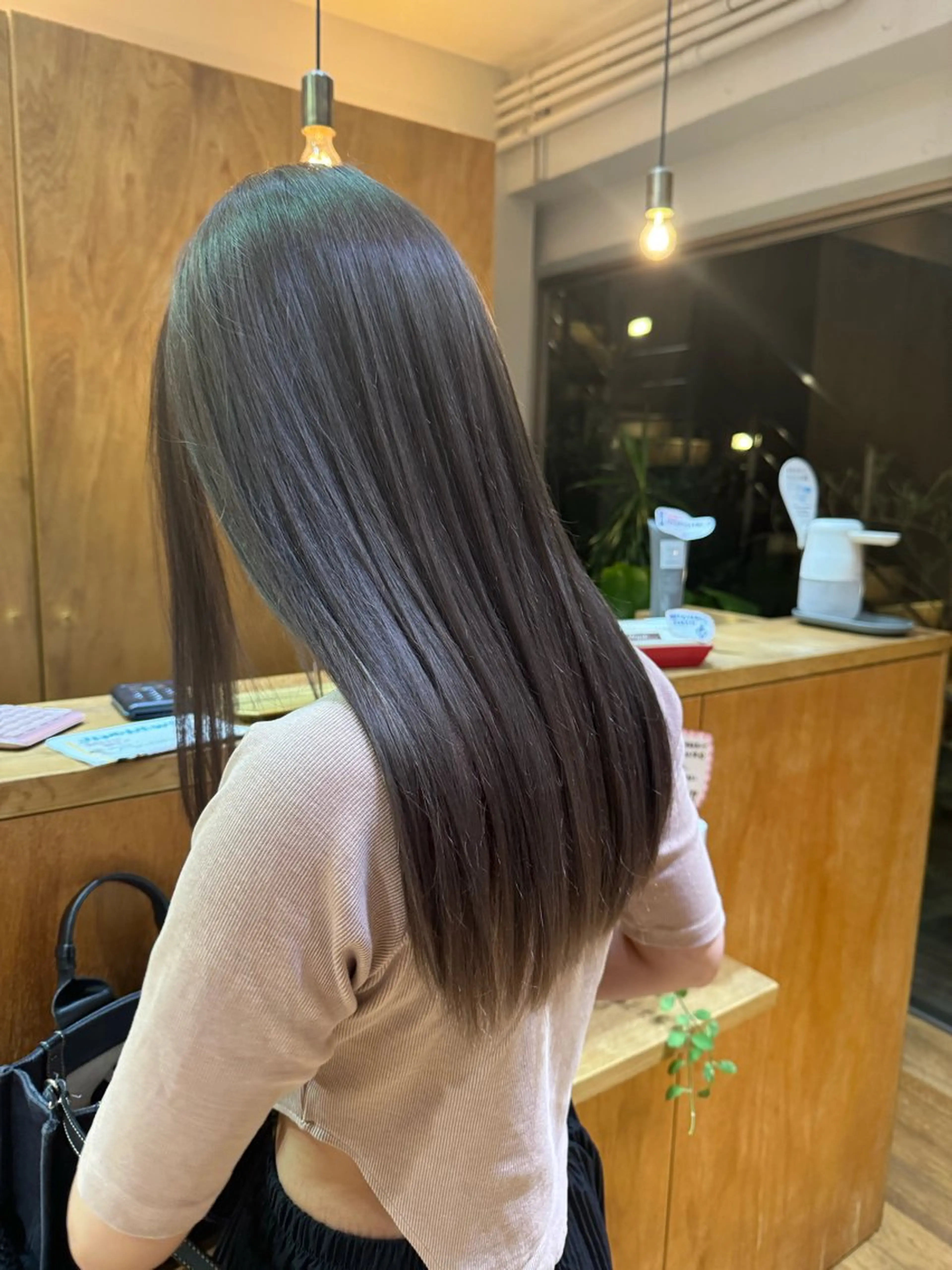 セミロング 大人可愛い♡コテ巻き パーマ🌼杉田 萌恵のヘアスタイル