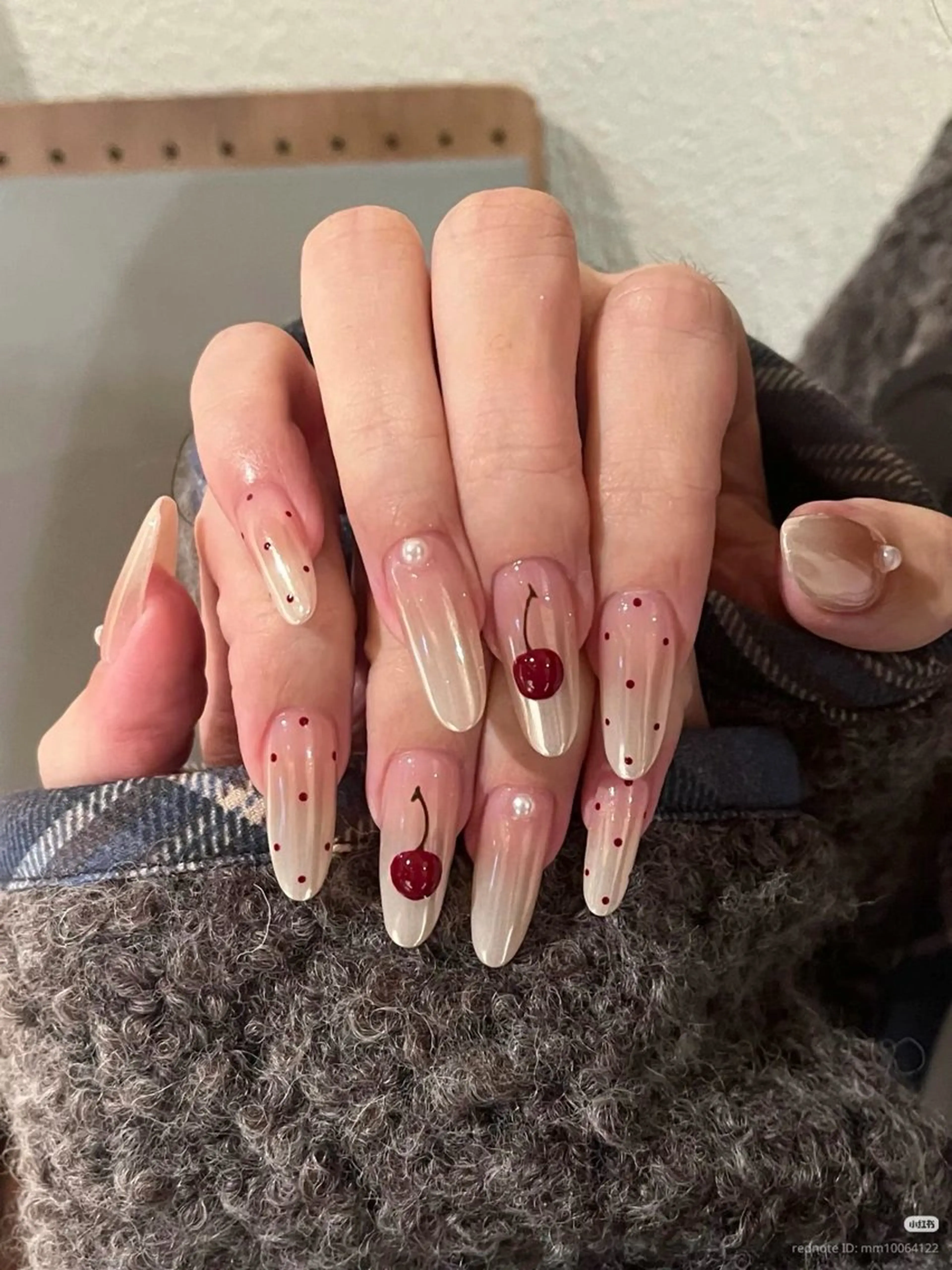ネイル フレンチネイル キラキラネイル 韓国ネイル シンプルネイル ワンホンネイル ハンドネイル MEI Nailのネイルデザイン