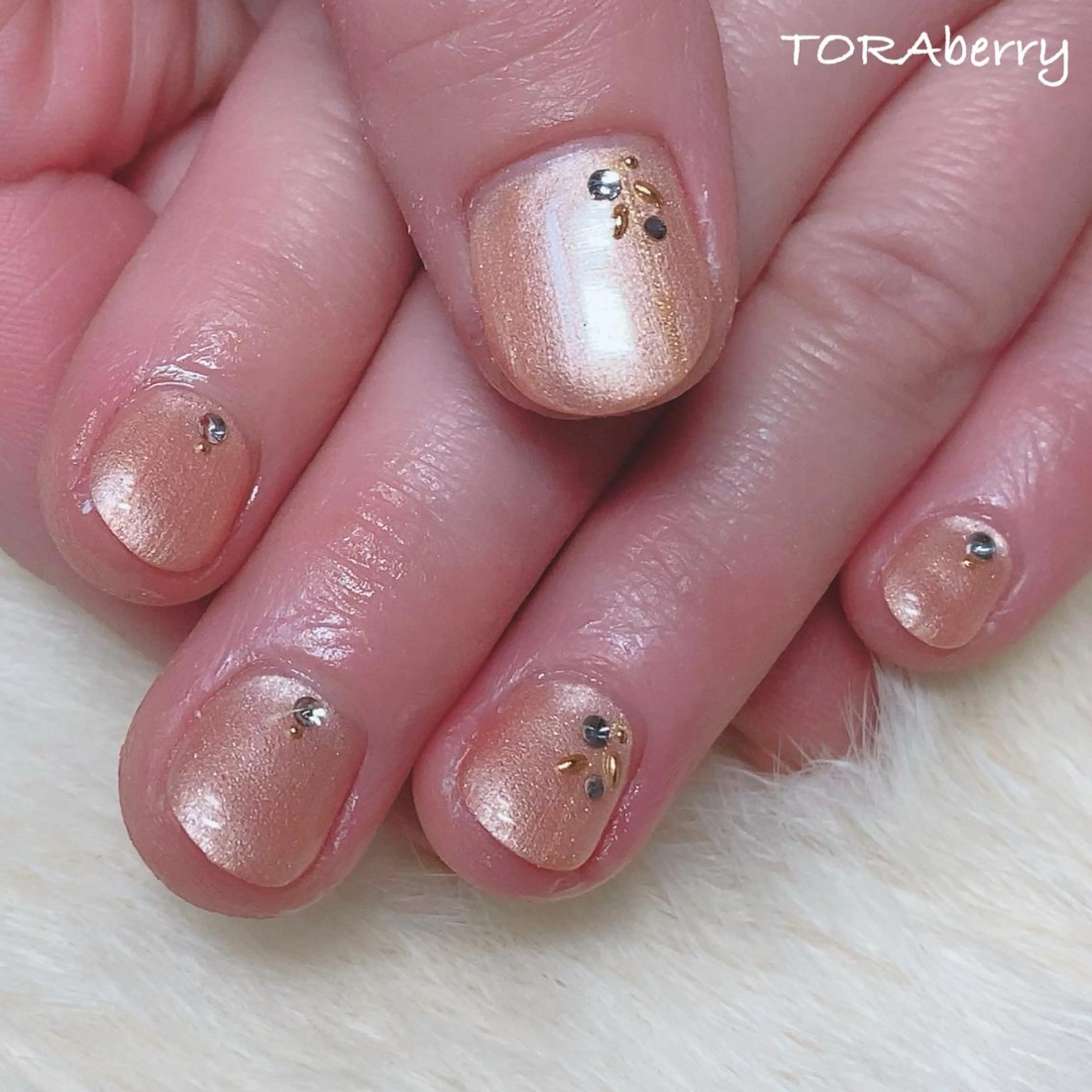 ネイル ネイリスト なつみのネイルデザイン