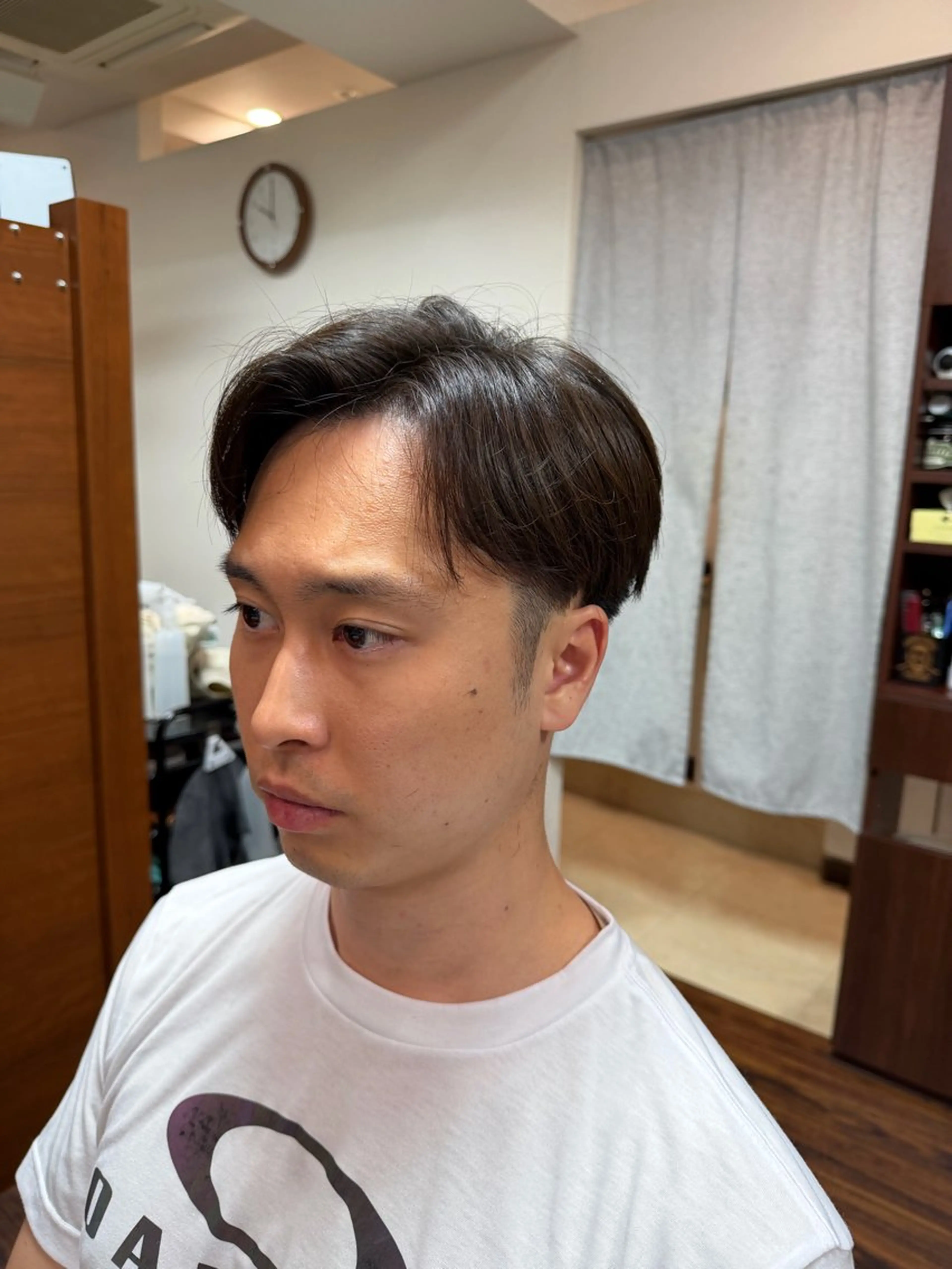 ショート メンズ 糸山 仁のヘアスタイル