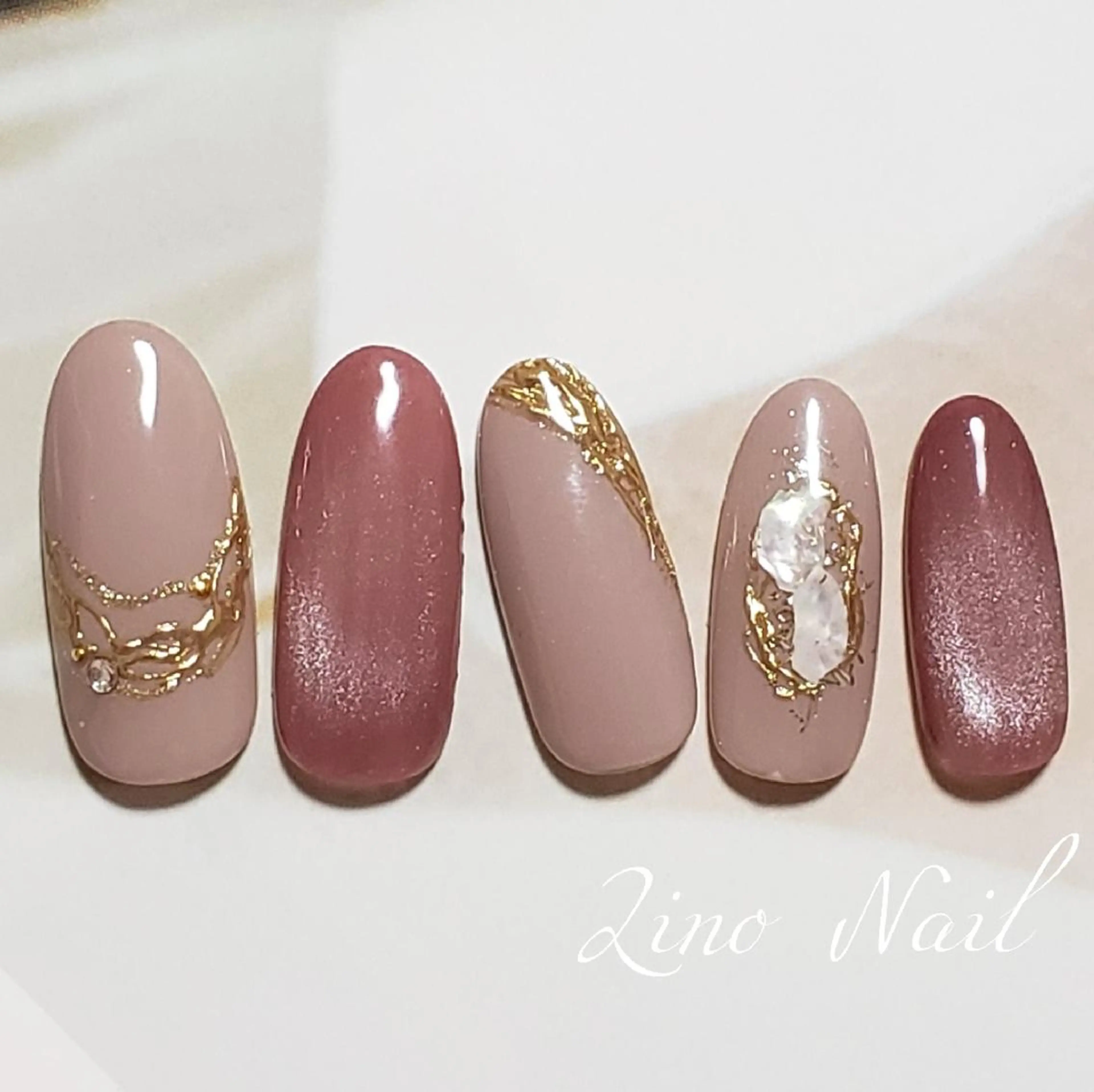 ネイル ジェルネイル キラキラネイル マグネットネイル ニュアンスネイル パラジェル Lino Nailのネイルデザイン