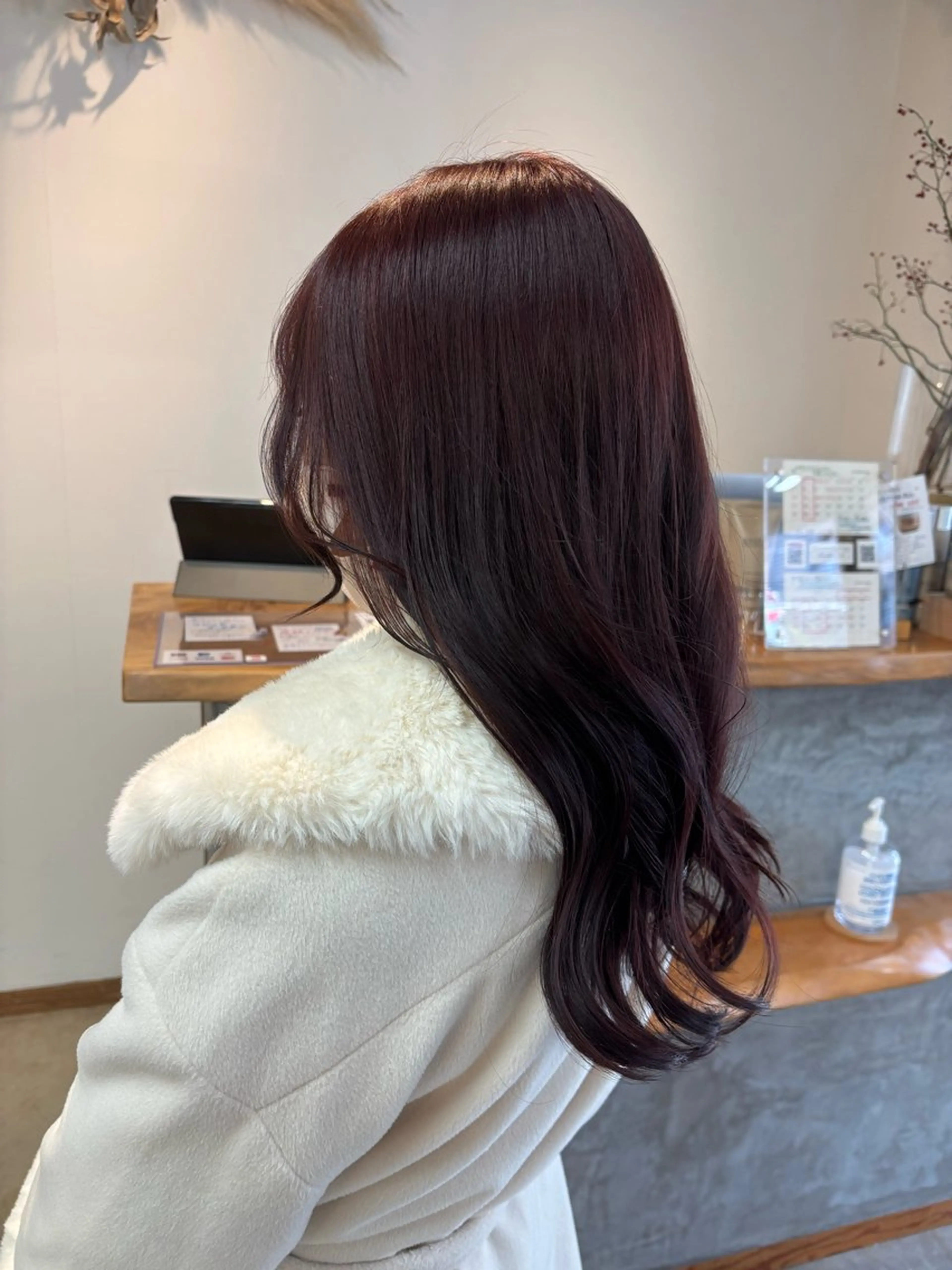 カラー ヘアカラー 透明感カラー🫧 高田李胡のヘアスタイル