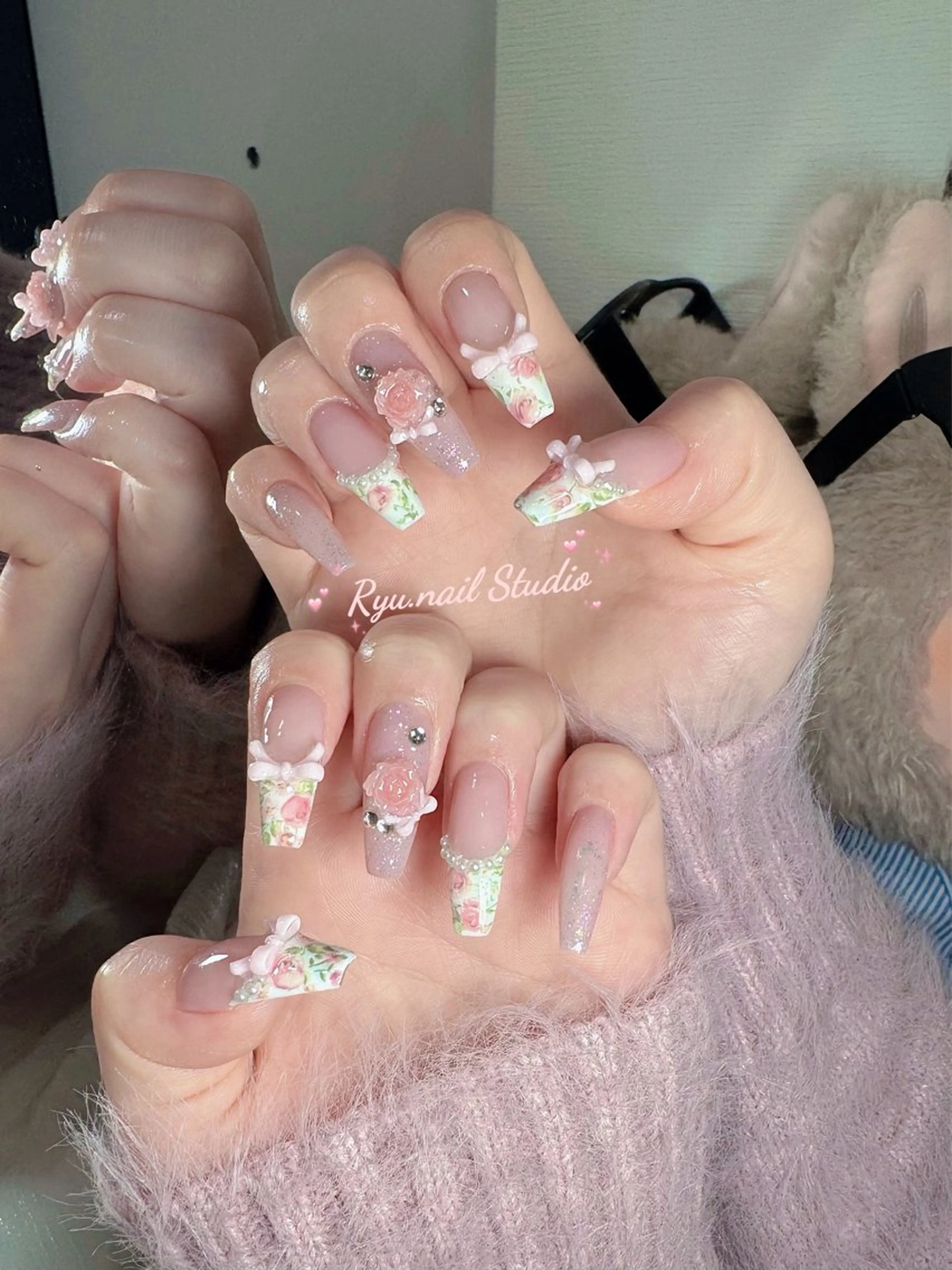 ネイル アートネイル ジェルネイル グラデーション マグネットネイル ニュアンスネイル ハンドネイル Ryu nail studioのネイルデザイン